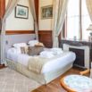 Chambre baldaquin cheminee