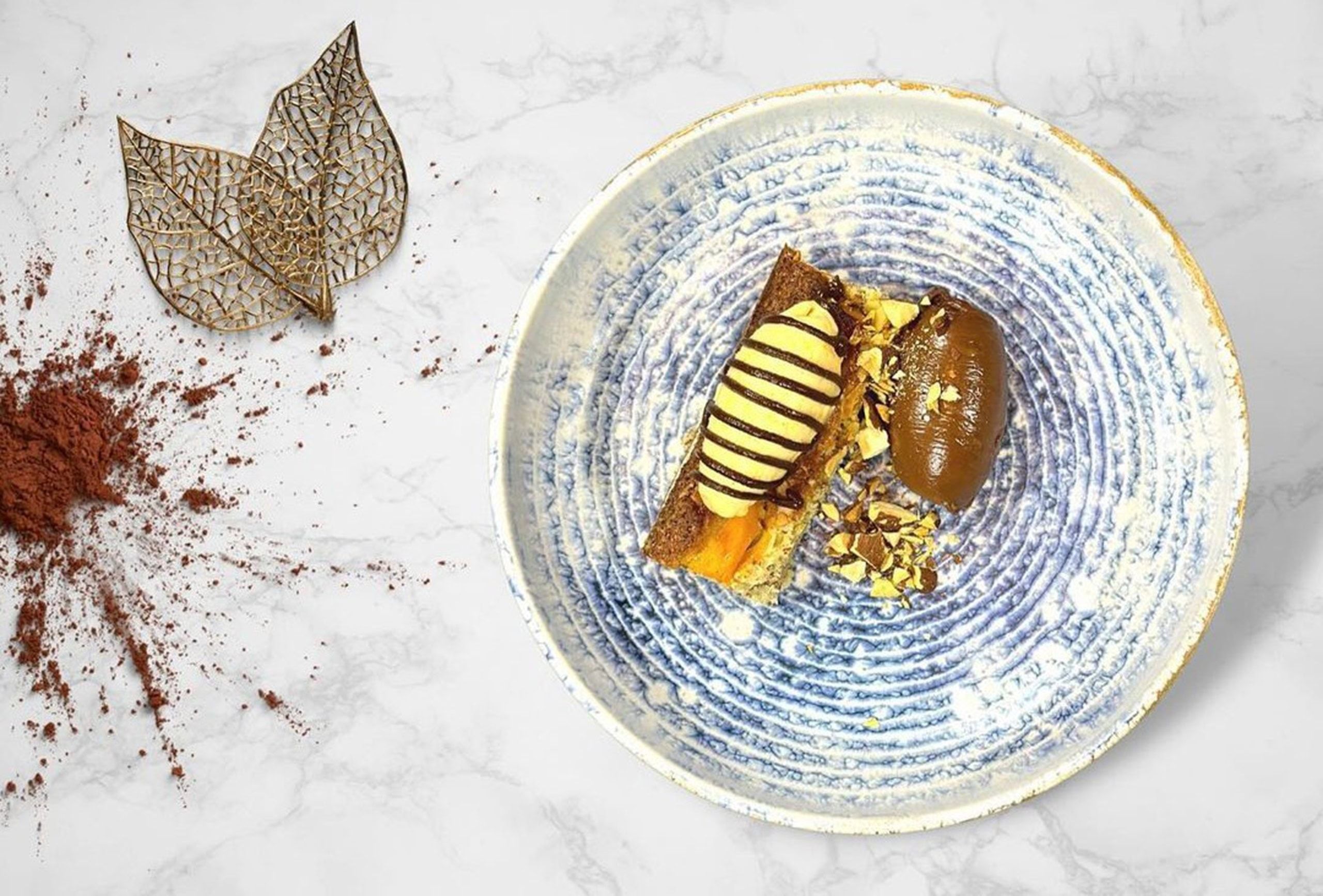 Restaurant dessert praline