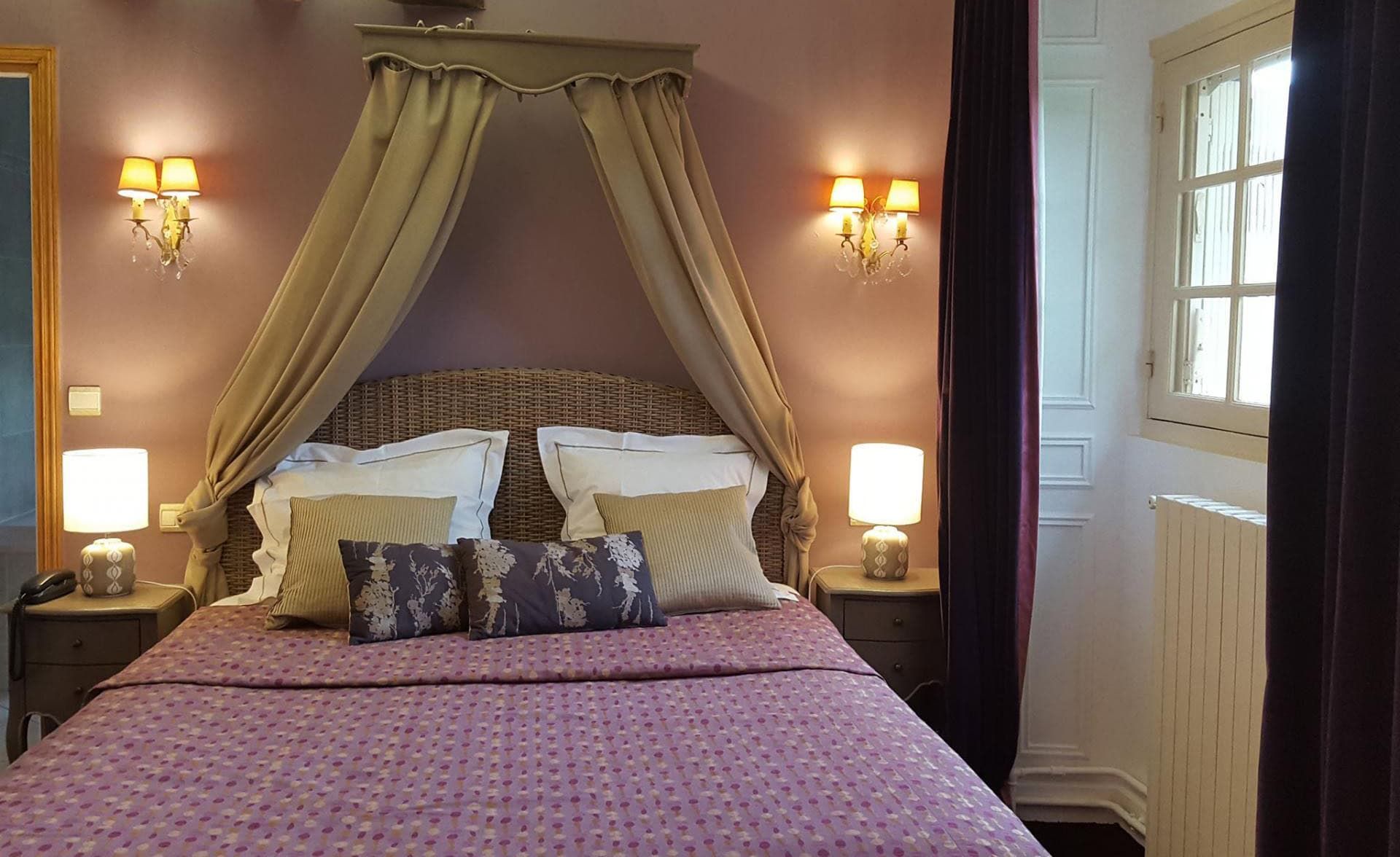 Chambre baldaquin