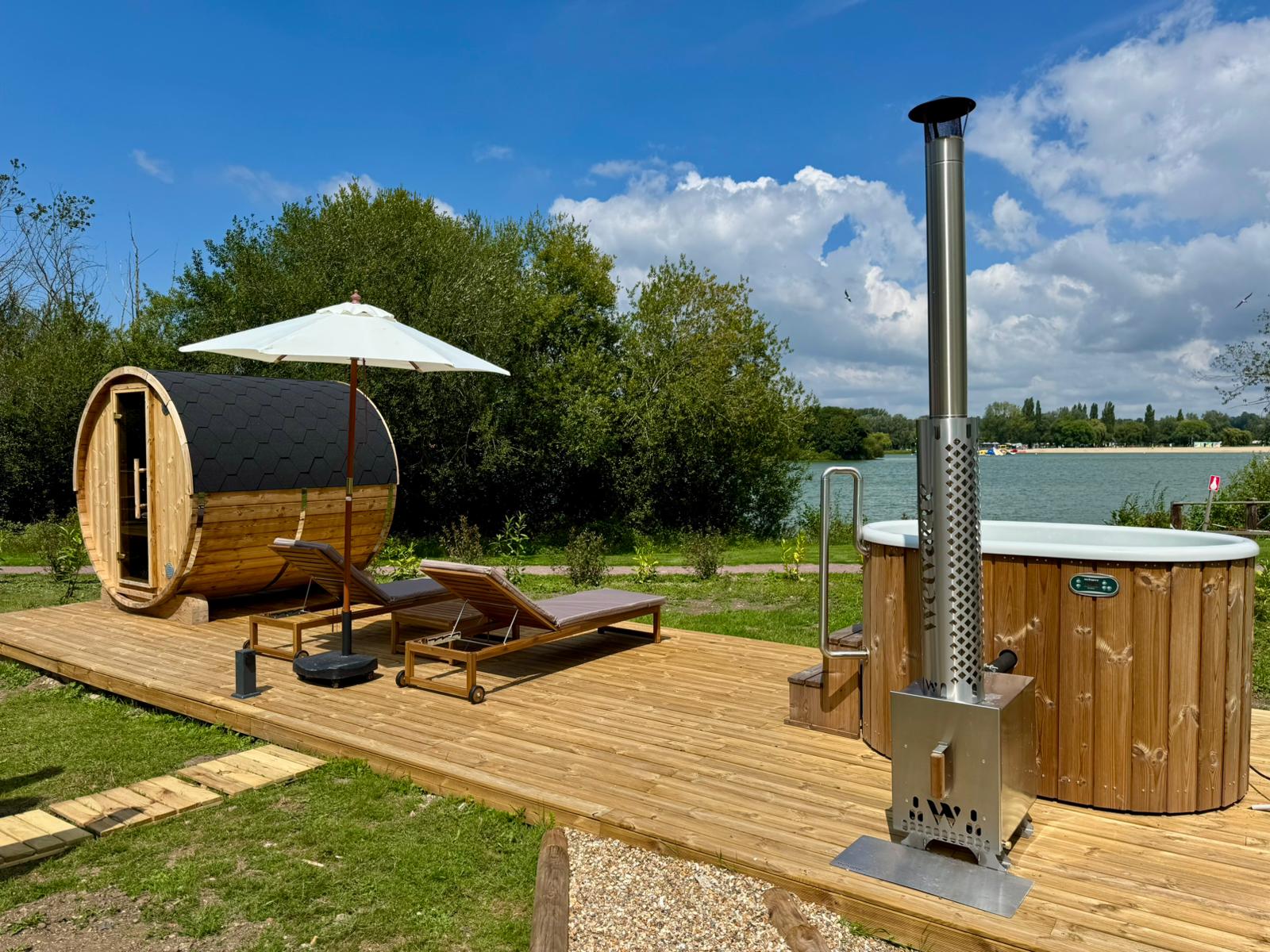Spa exterieur sauna jacuzzi