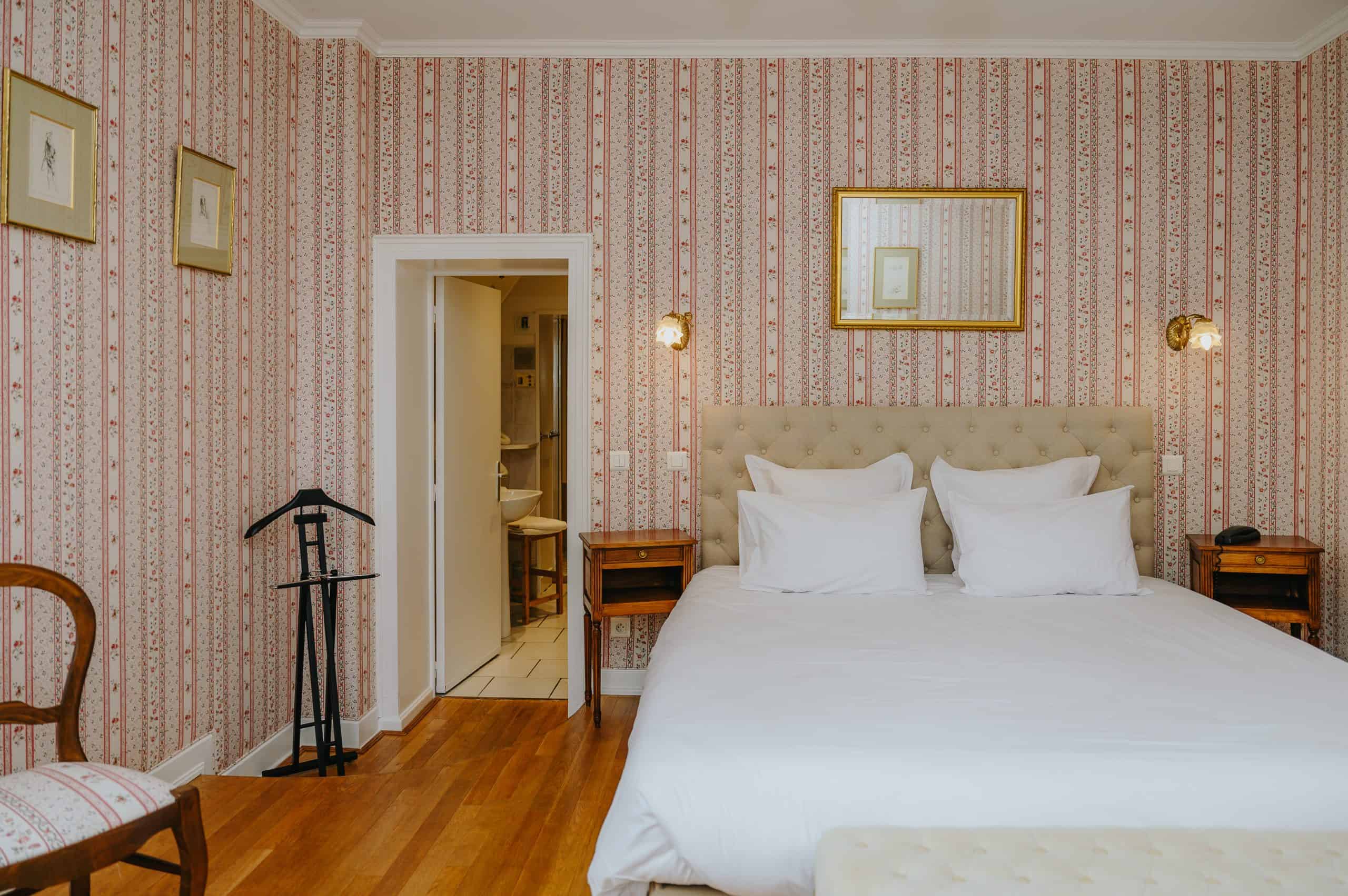 Chambre raye rose