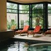 Spa piscine interieure transats