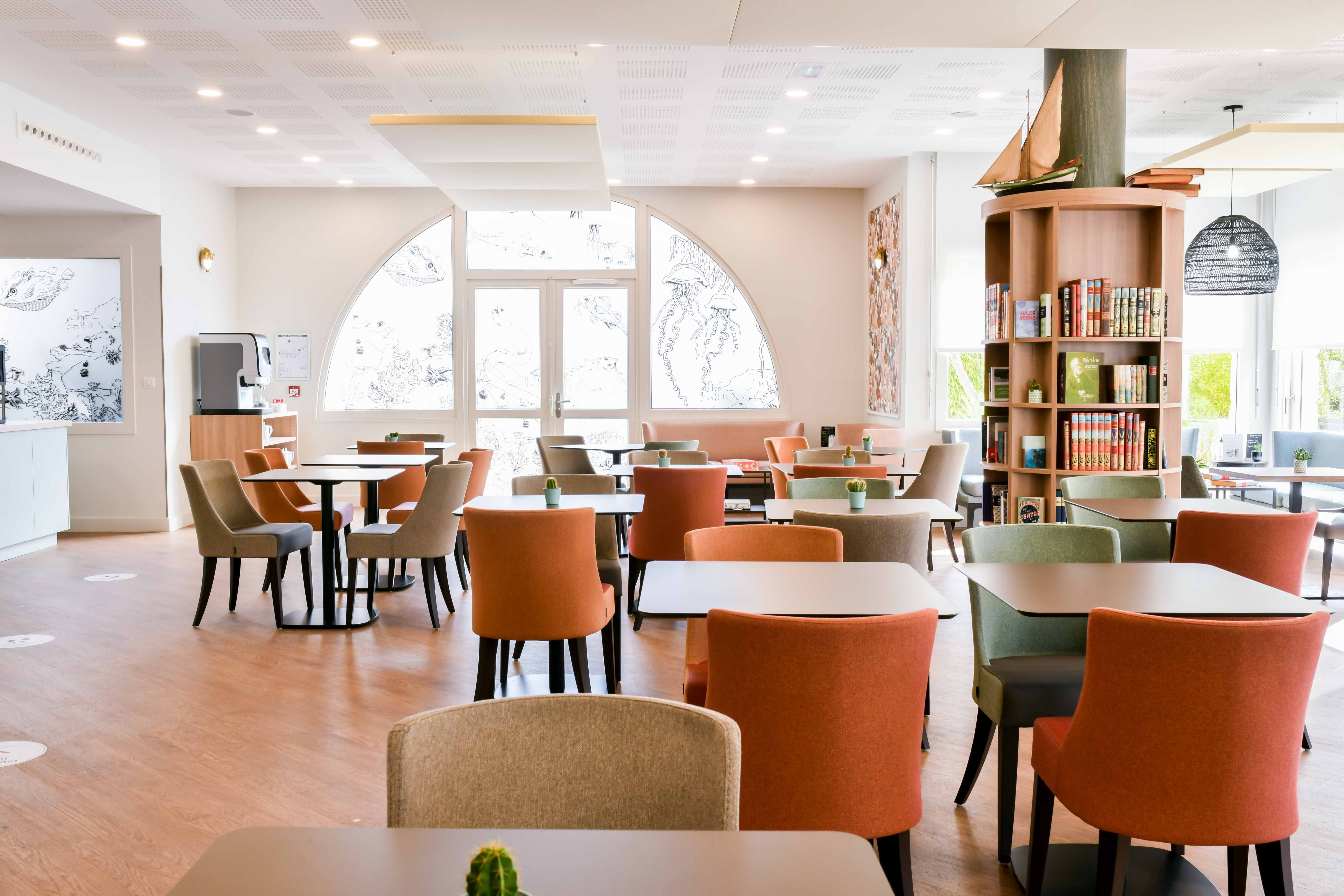 Salle petit dejeuner