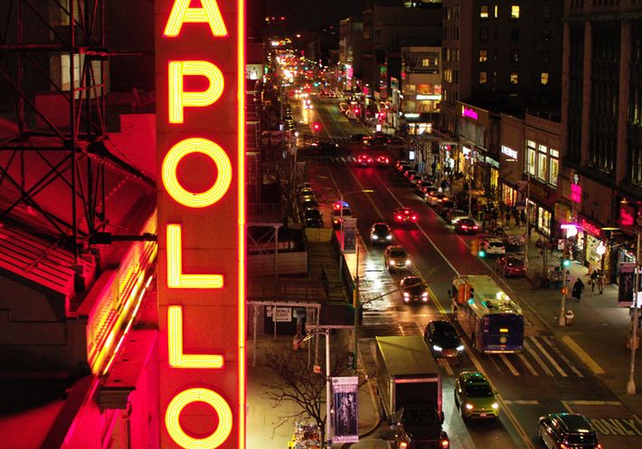 The Apollo Theater's neon marquee.