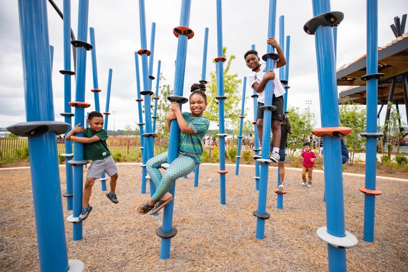 Visitors on the opening day of Tom Lee Park. (Photo: Allen Gillespie. Courtesy Memphis Travel)
