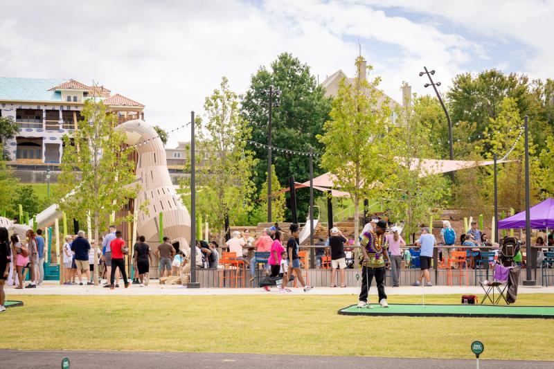 Visitors on the opening day of Tom Lee Park. (Photo: Alex Shansky. Courtesy Memphis Travel)