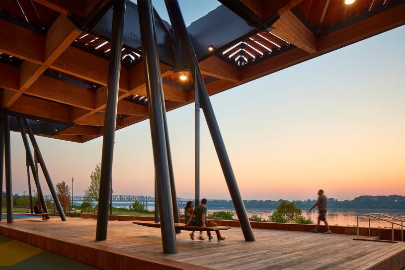 The Tom Lee Park Sunset Canopy at dusk. (Photo: Tom Harris. Courtesy Memphis River Parks Partnership)