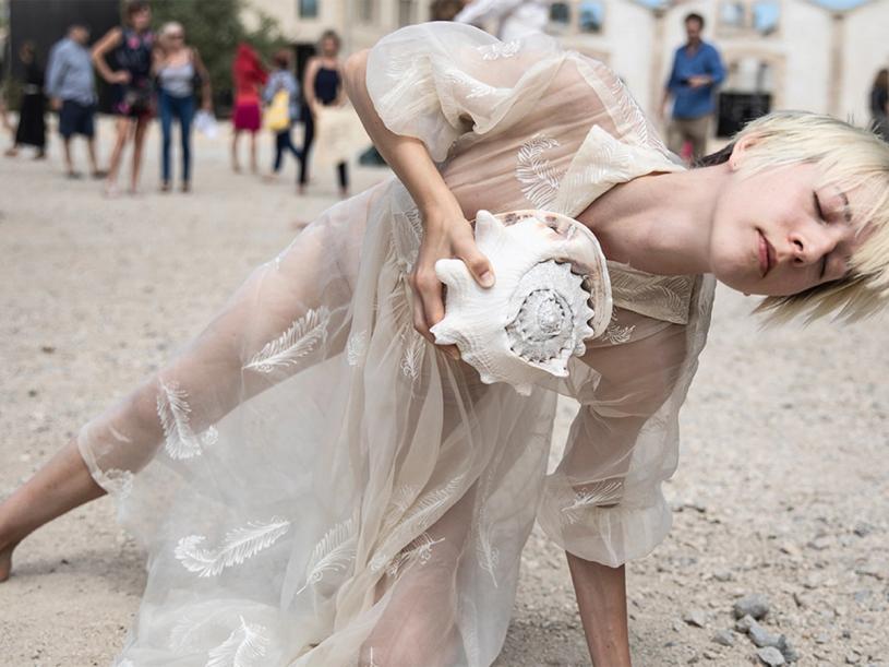 A view of the “Slow Show” performance. (Photo: Anne-Sylvie Bonnet)