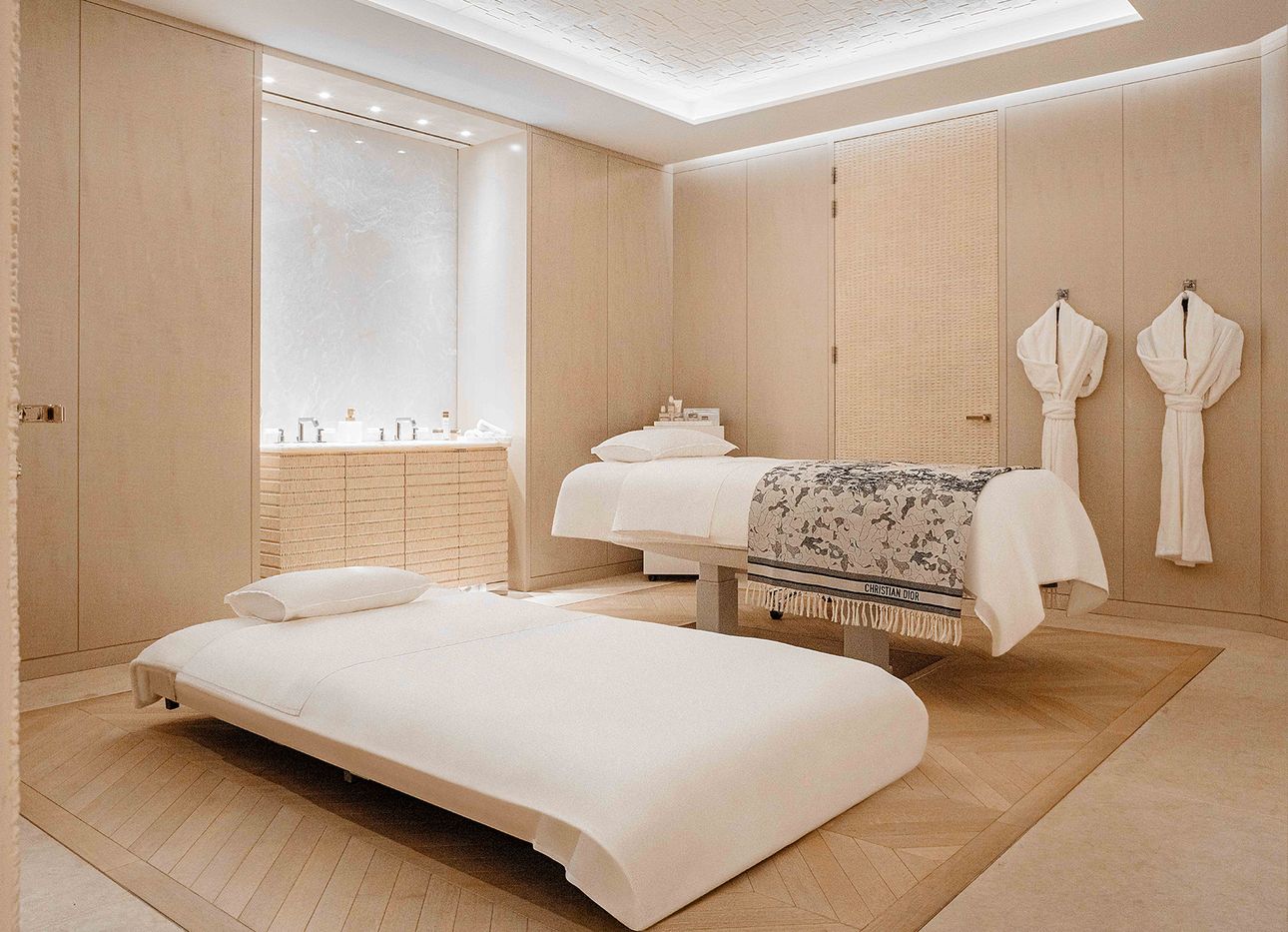 At the Cheval Blanc Paris, a Dior Spa Offers a Multisensory Oasis