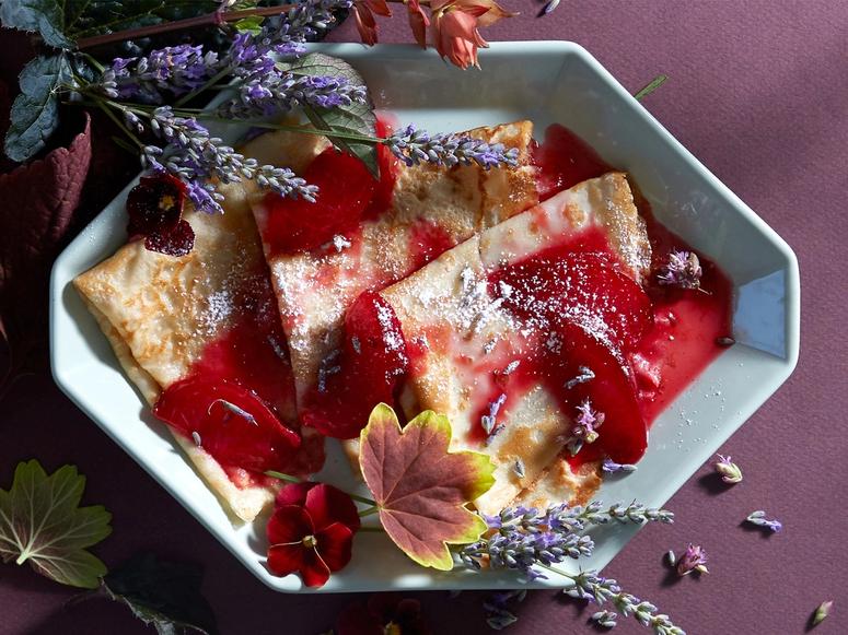 Photo: Naomi McColloch. (Courtesy Chronicle Books)