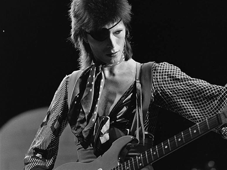 David Bowie shooting a video for the song “Rebel Rebel” in 1974. (Photo: AVRO)