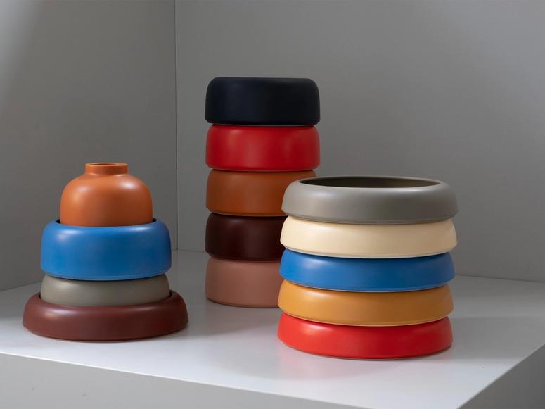 Ceramic vessels by Omar Sosa