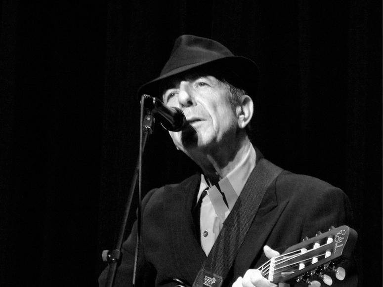 Singer-songwriter Leonard Cohen