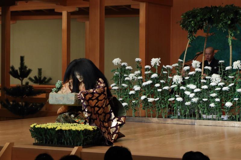 The “shite” (primary performer) in “Makura Jido” (“Chrysanthemum Boy”). (Photo: Yutaka Ishida. Courtesy Japan Society)