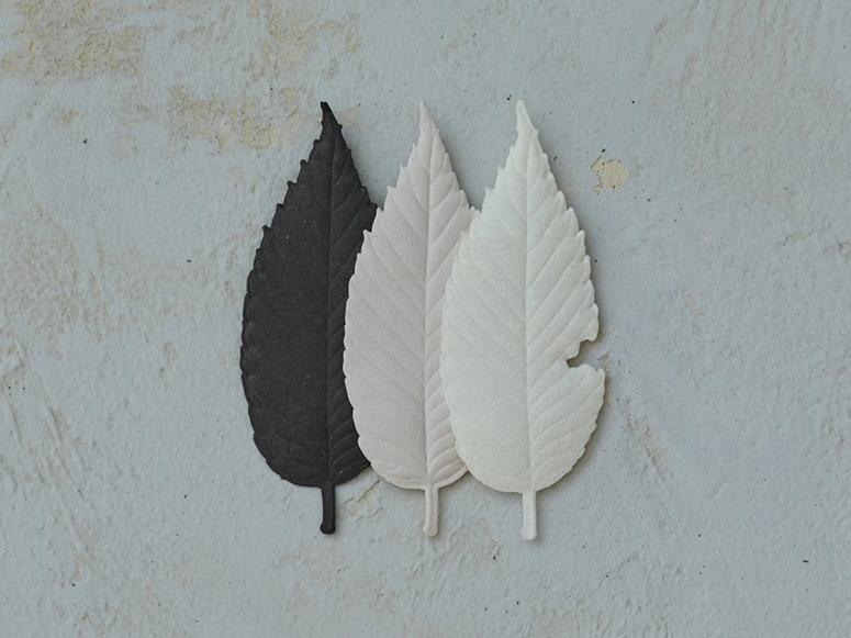 Ha Ko's paper leaf-shaped incense