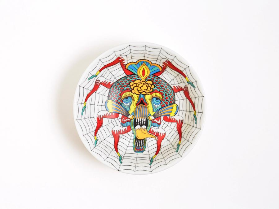 A ramen bowl by Keiichi Tanaami. (Photo: Hiroshi Tsujitani. Courtesy Nacasa & Partners Inc.)