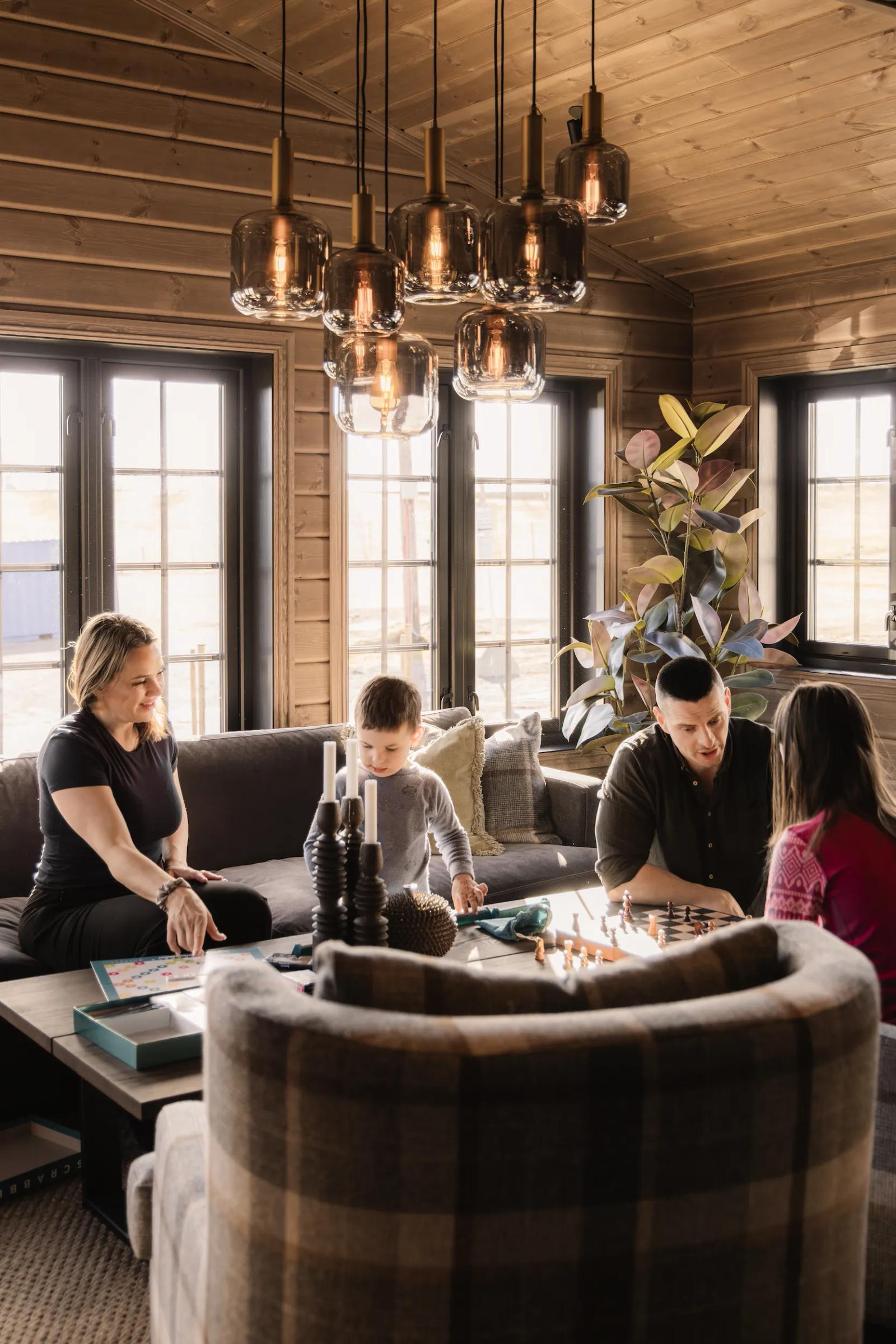 R100 Familie – bilde 2