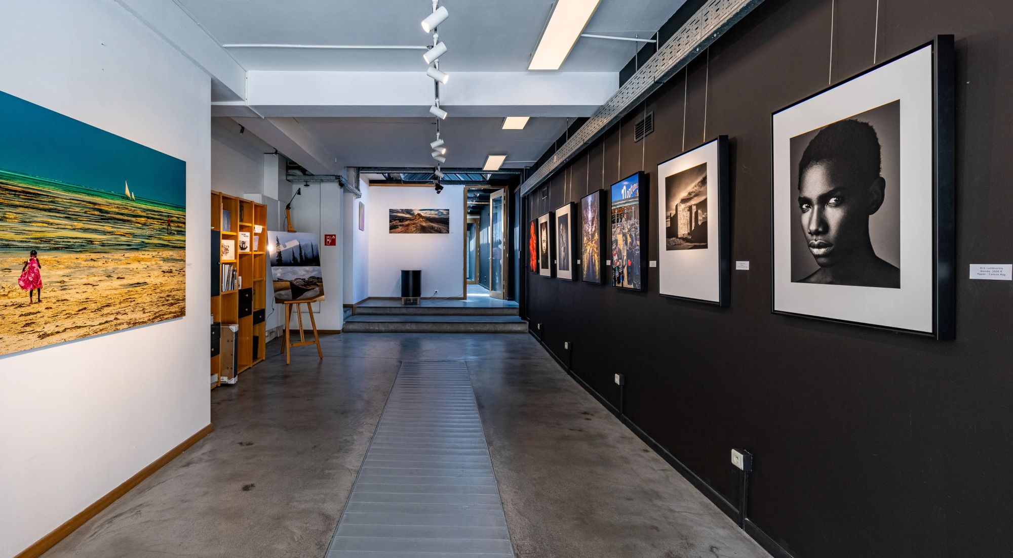 ZLAB exhibition hall
