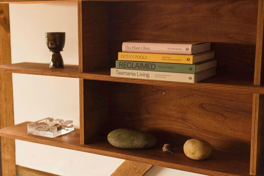 Placeholder image — to be replaced with a photo for "Reading the Room"