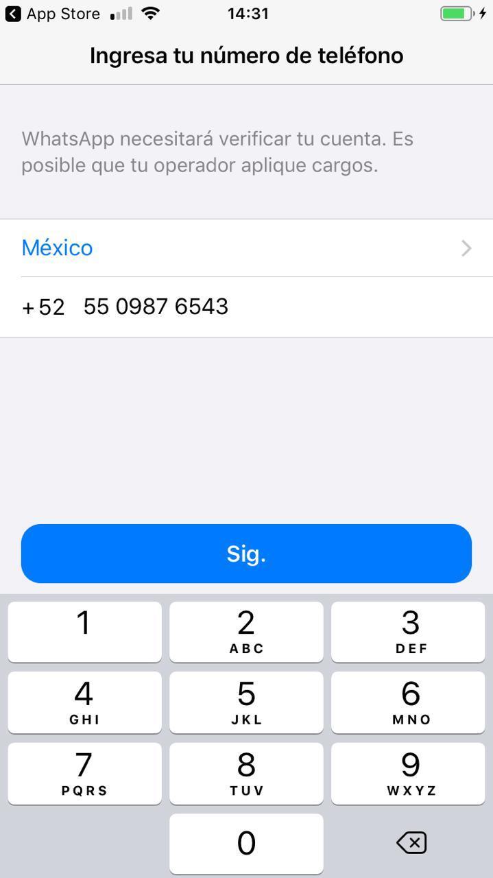 Pantalla de ingreso de número de teléfono en WhatsApp