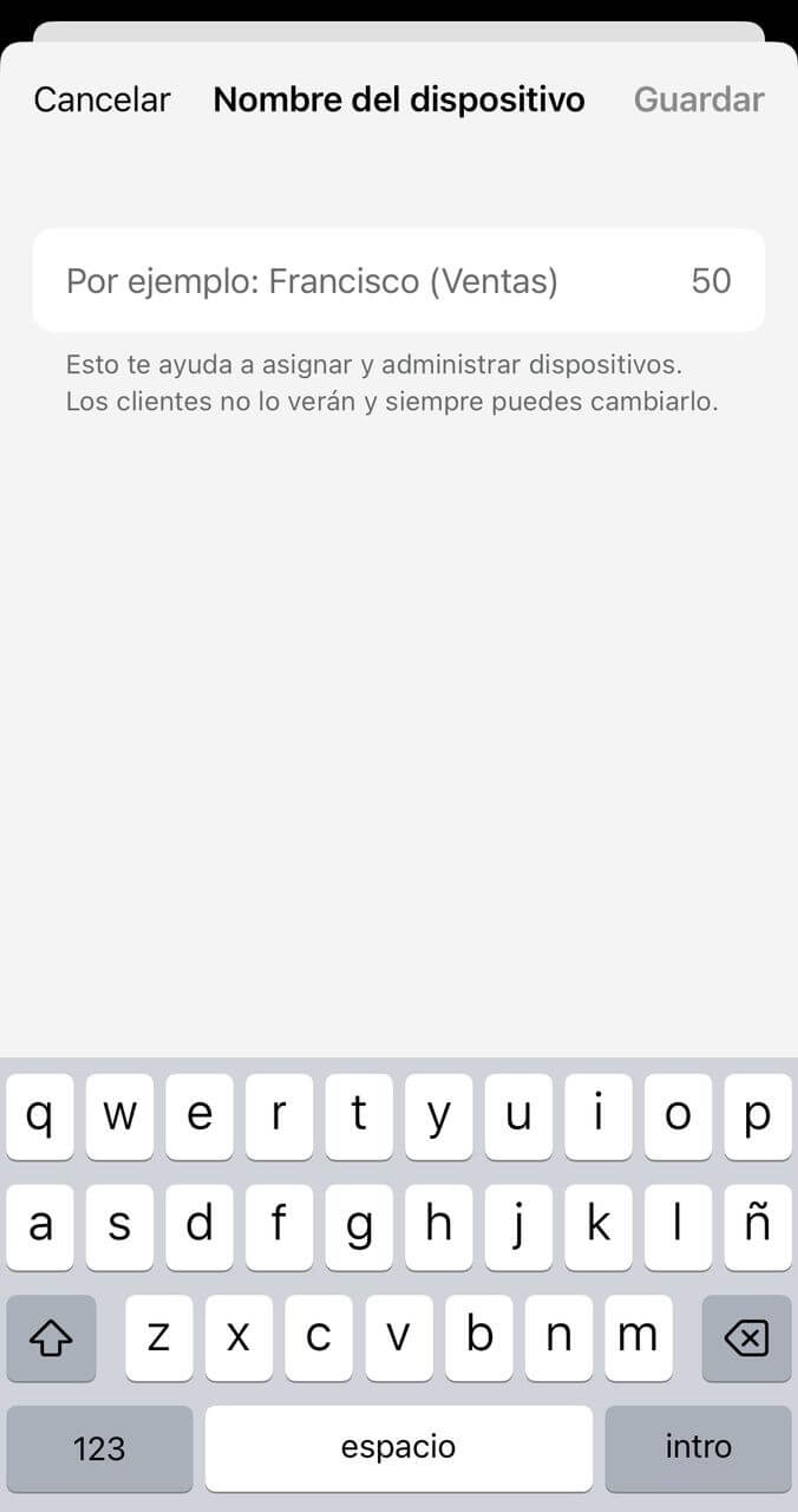 Pantalla de WhatsApp para asignar nombre de dispositivo vinculado