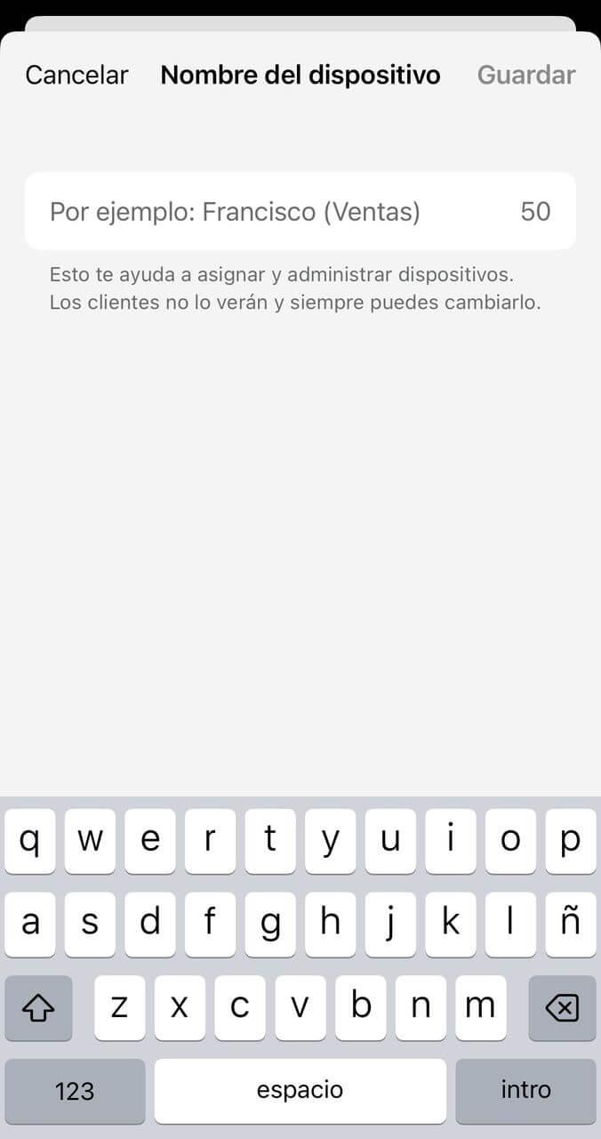 Pantalla de WhatsApp para asignar nombre de dispositivo vinculado