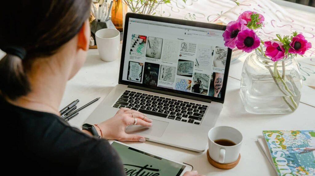 Ilustración del artículo: 10 herramientas digitales gratuitas para emprendedores