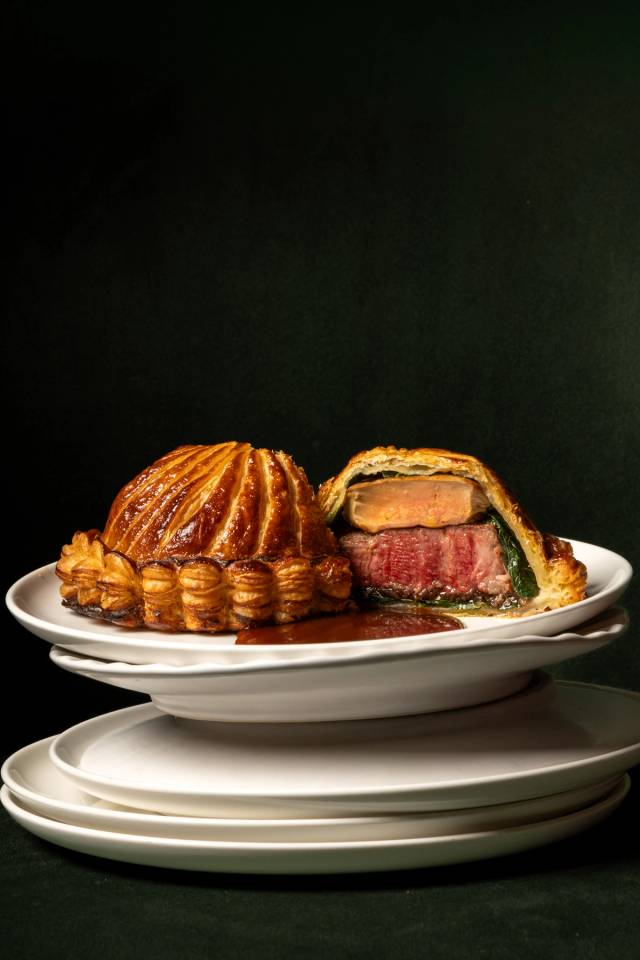 Beef wellington, foie gras, mushroom