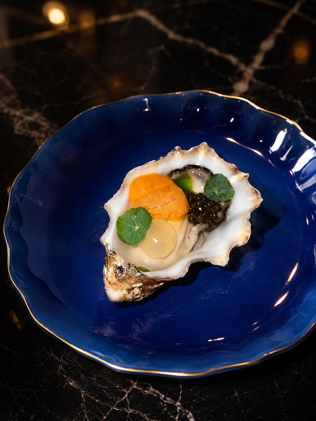 Oyster boudeuse n°4, uni & caviar