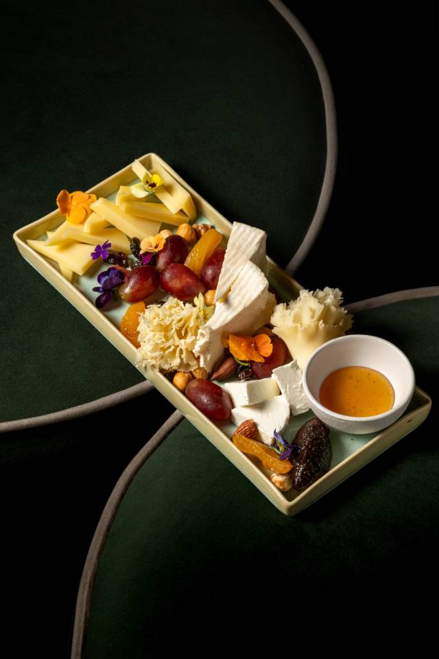 Artisanal french cheese plate