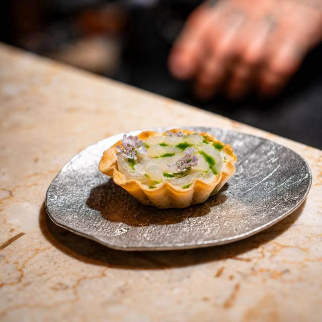 Sea bream tartelette & yuzu
