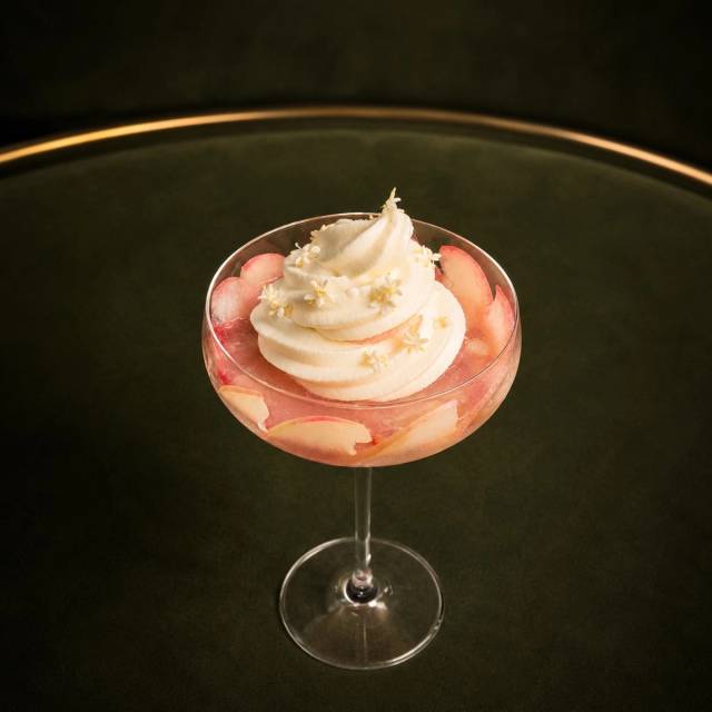 Peach - raspberry - yogurt