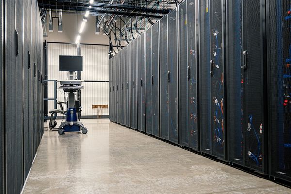 Tradisjonell vs. hodeløst CMS: Er Sanity riktig valg for siden din?