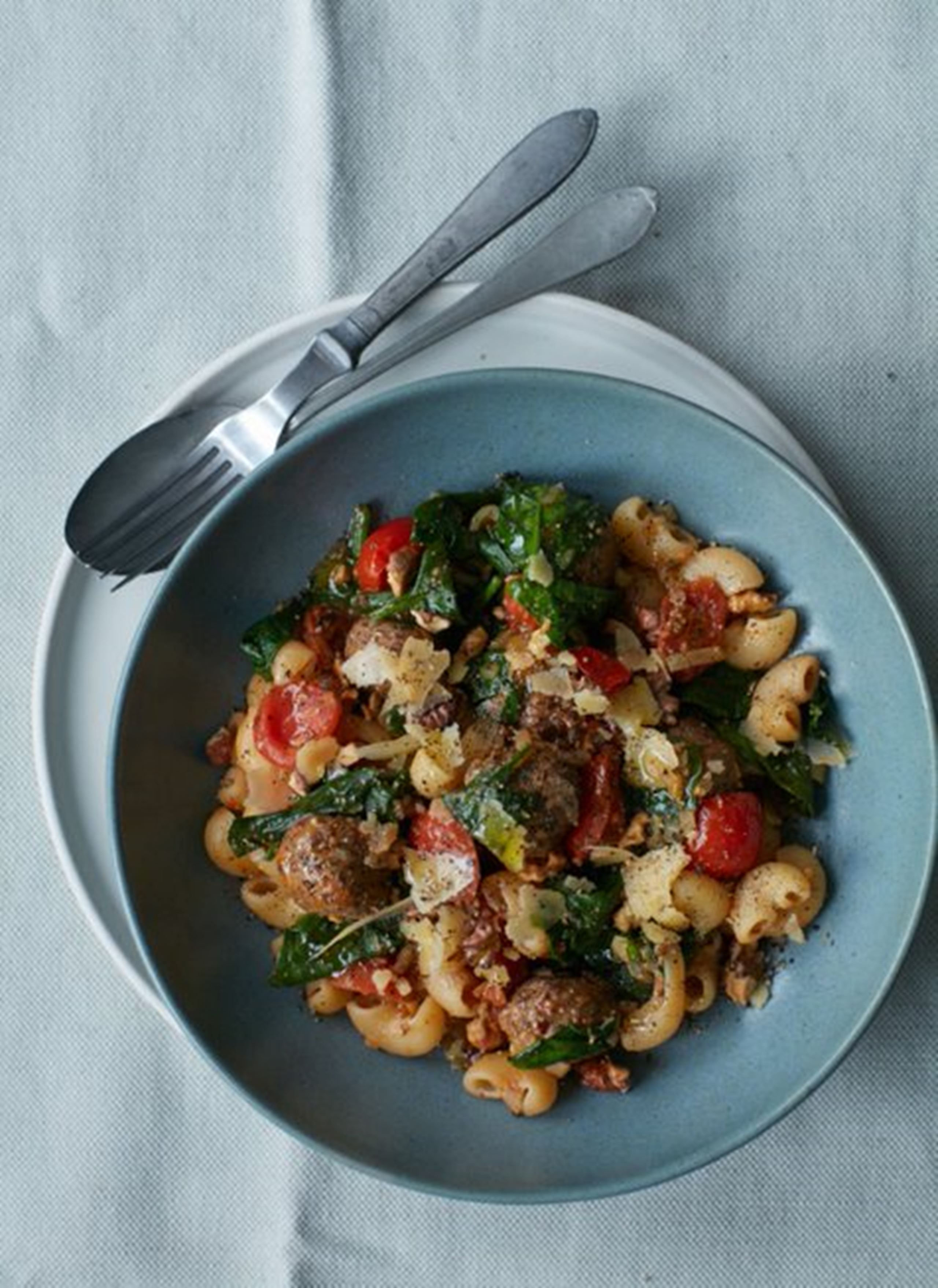 Pasta med røde linseboller