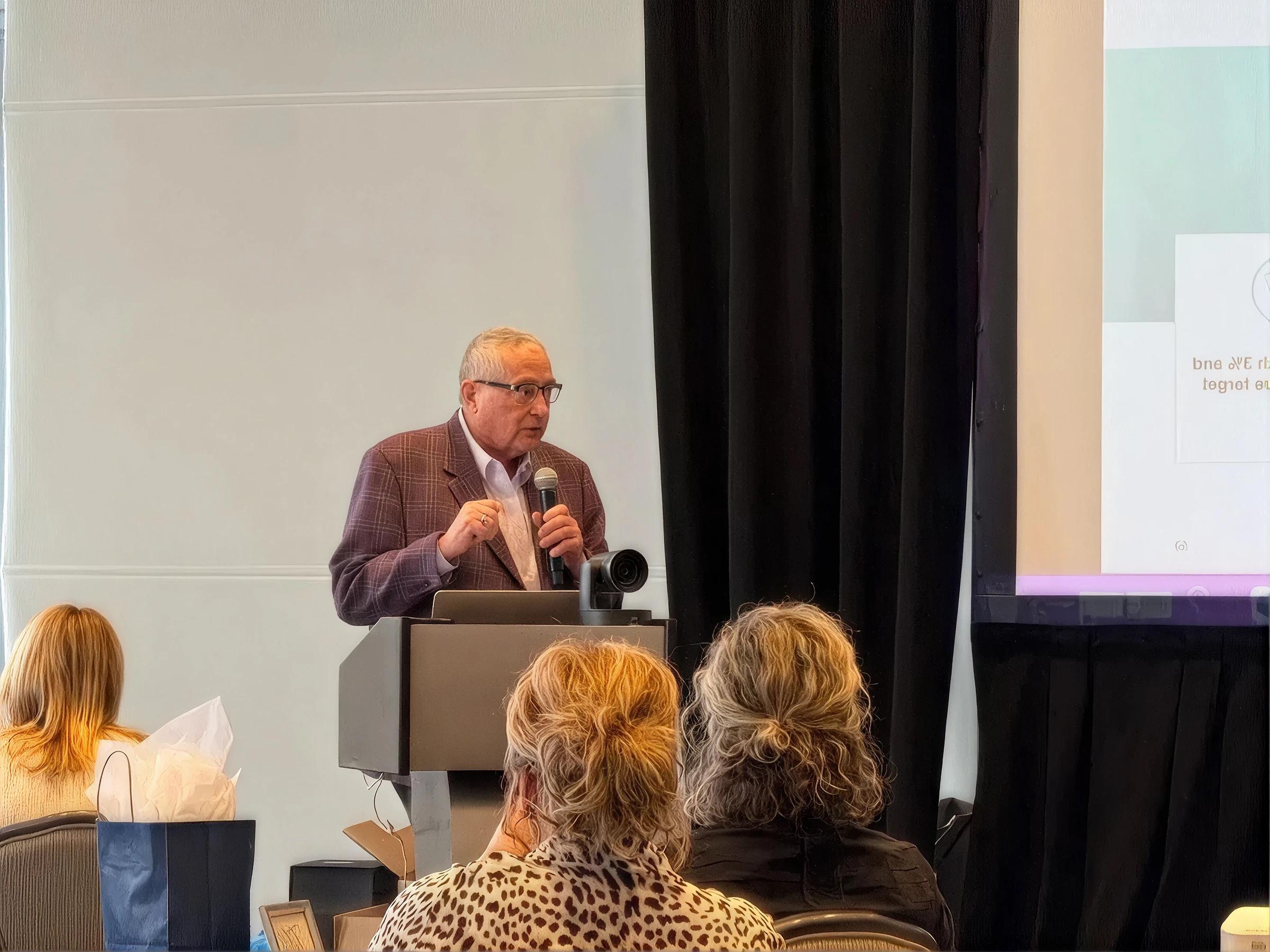 Terry Terhark presenting to talent leaders at an NXTThing event