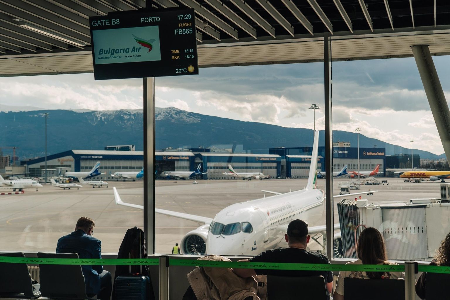 Sofia Airport Introduces Mandatory Shoe Disinfection Measures