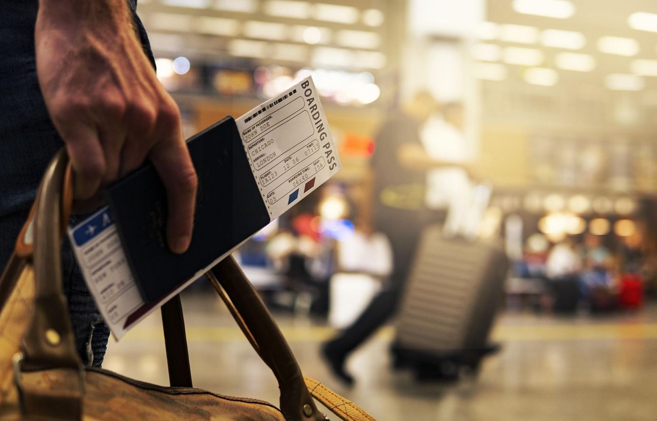 10 Tips on How to Save Money on Flights from Sofia Airport