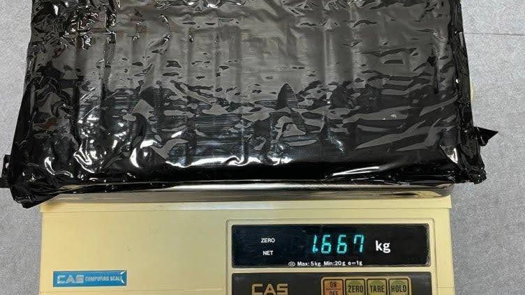 Задържана с кокаин на Летище София при опит за внос
