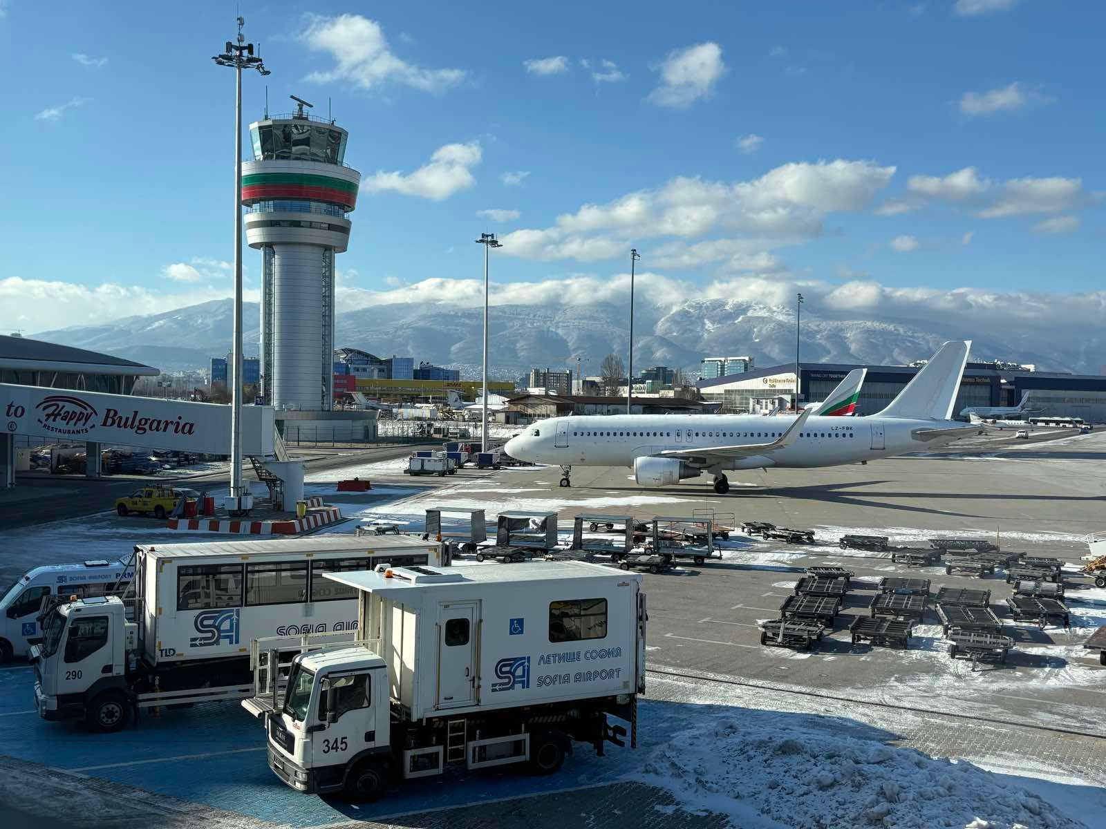 64 Flights to and From Sofia Airport Canceled Due to Middle East Tensions
