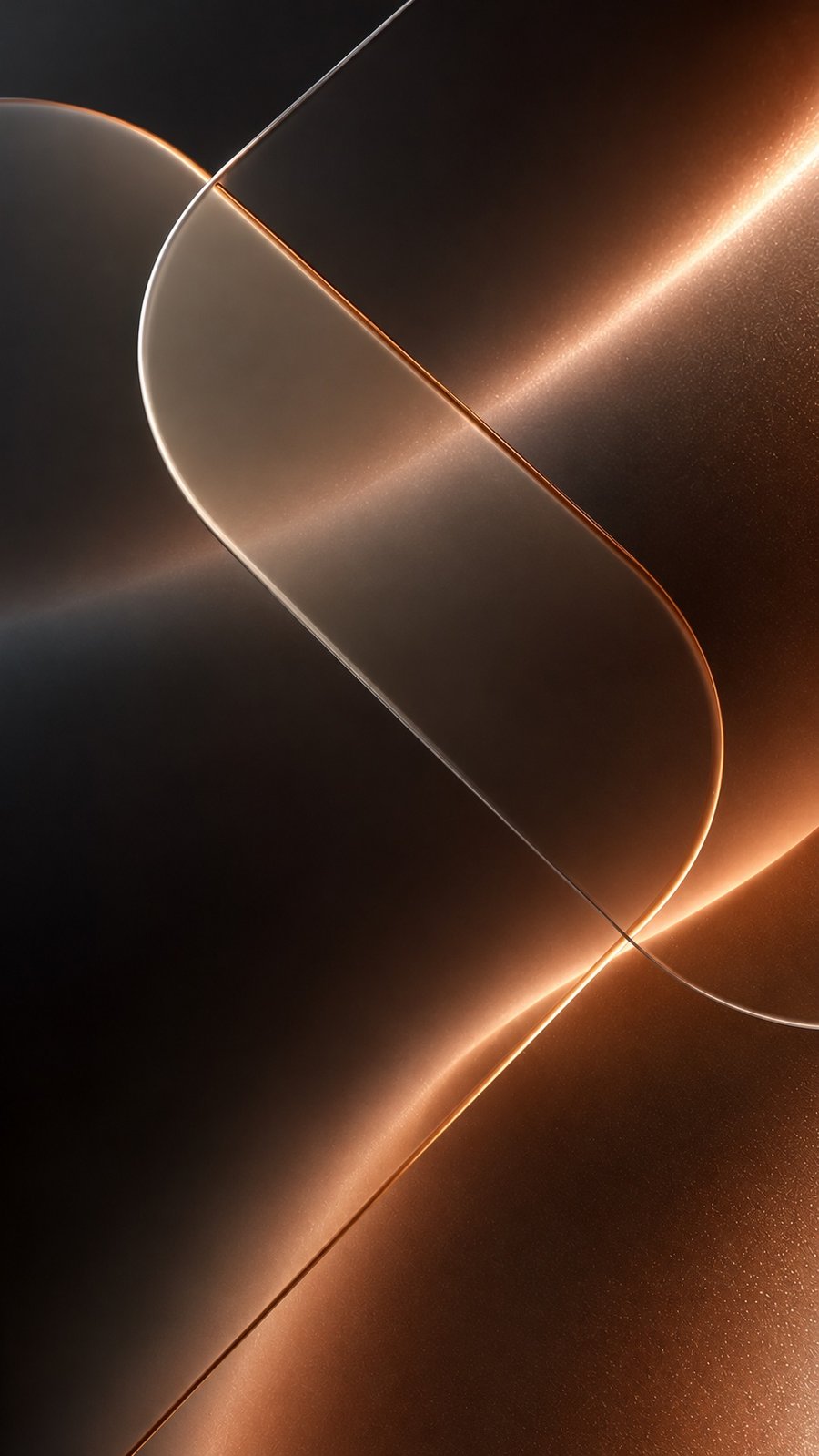 Un ruban de verre en boucle capte des traits de lumière cuivrée sur fond sombre.