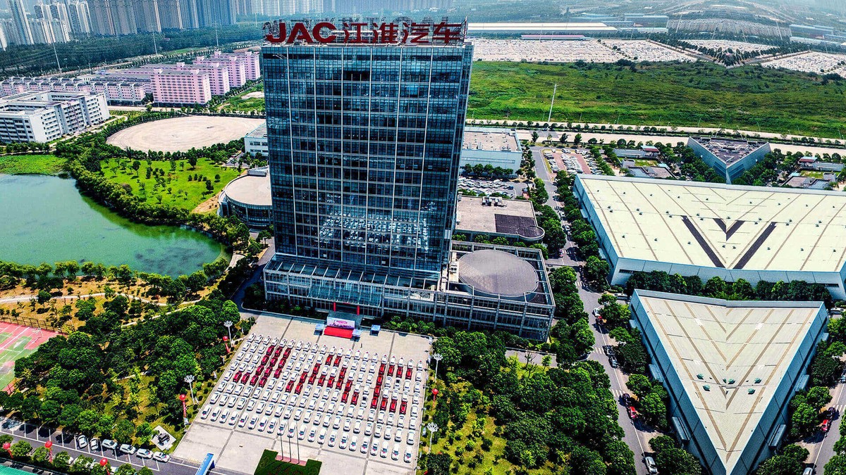 Entdecke JAC MOTORS