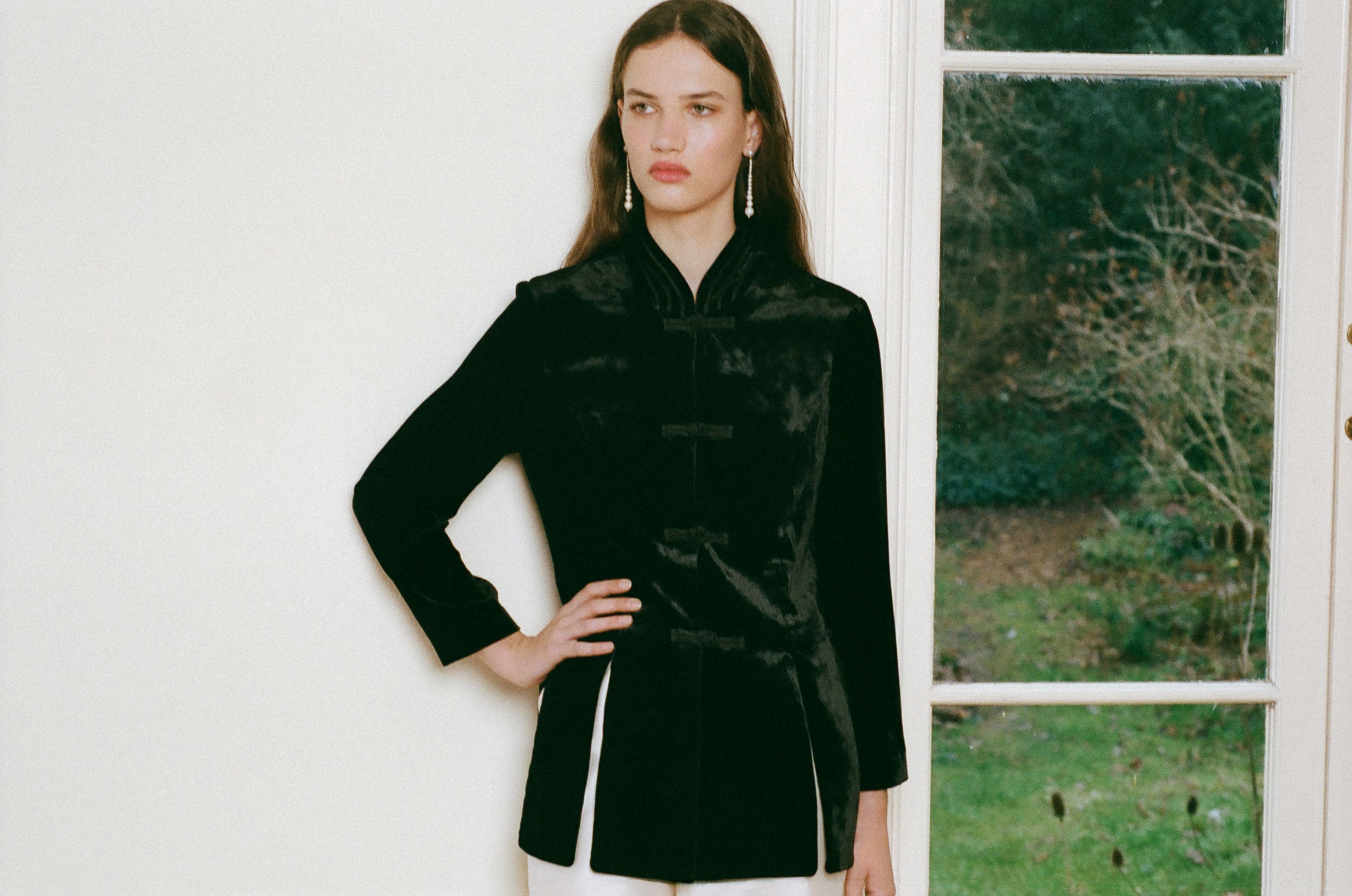 Missing alternative text