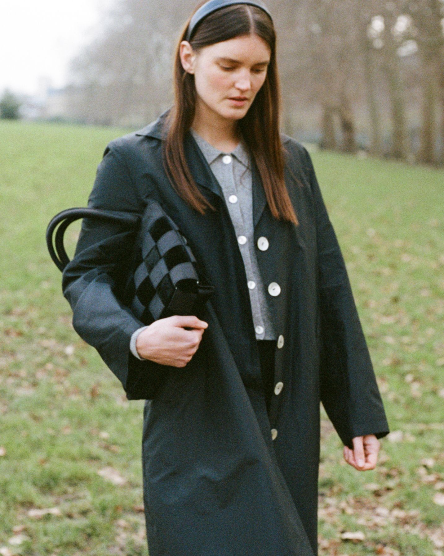 Missing alternative text