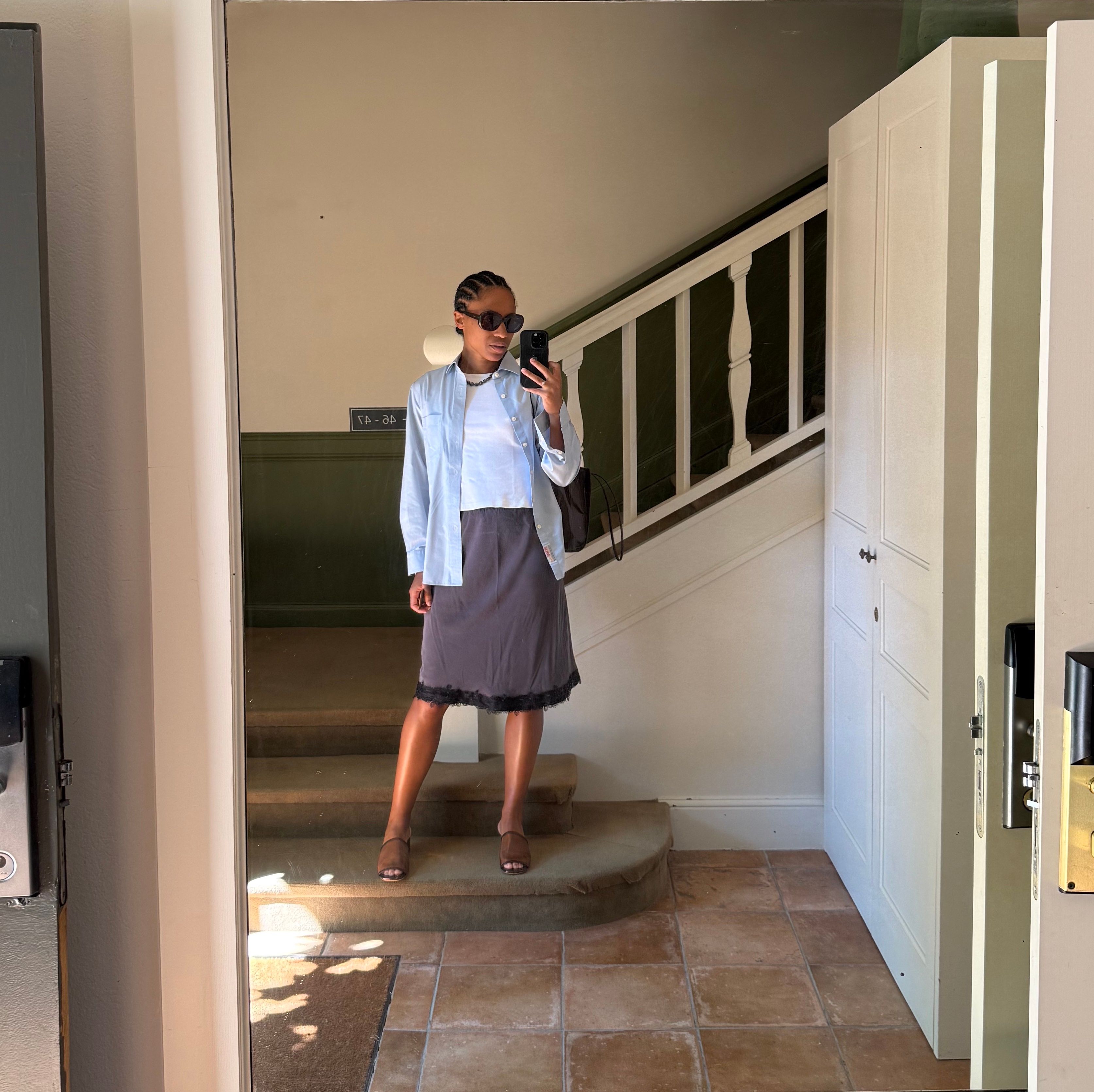 Missing alternative text