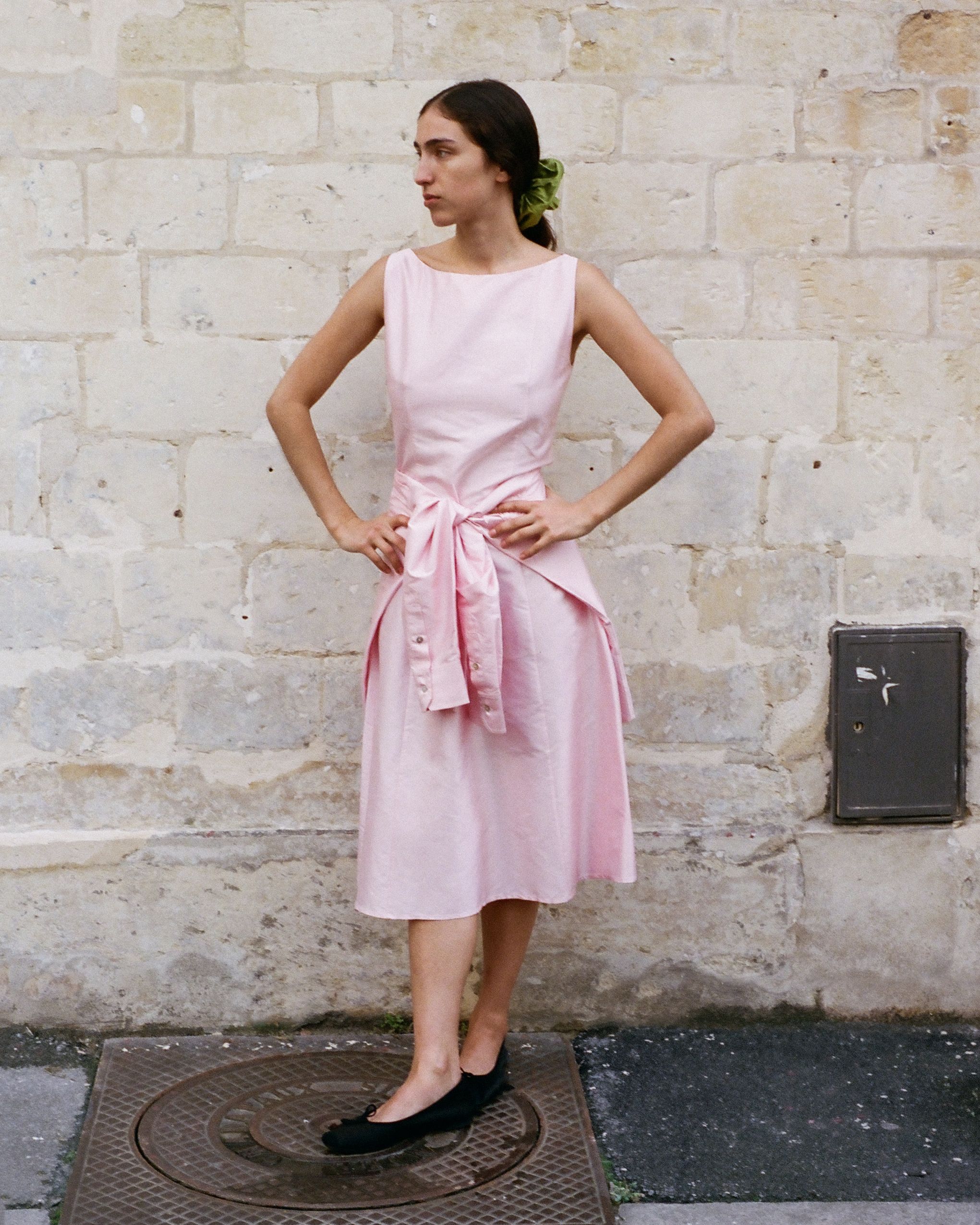 Missing alternative text