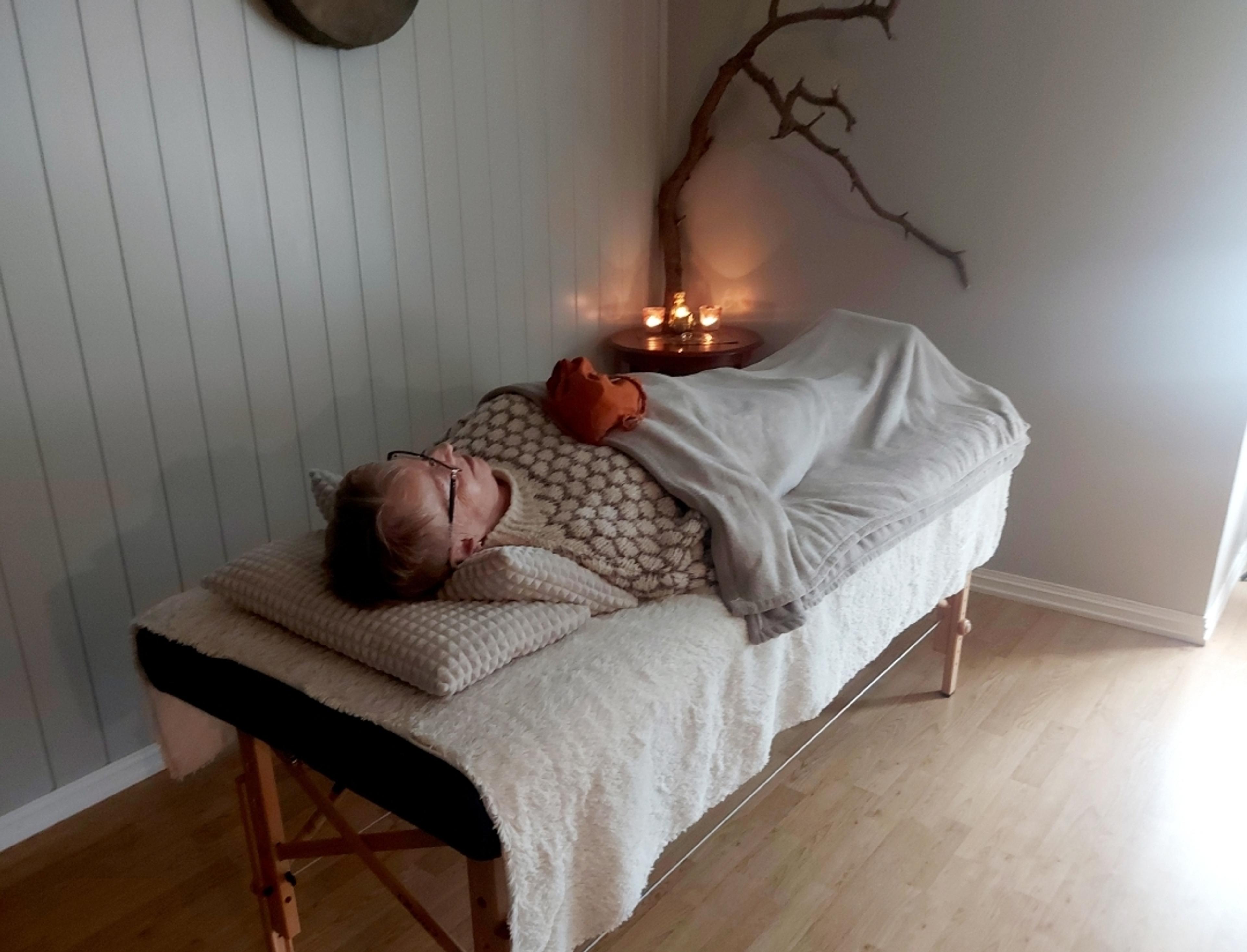 En dame som ligger på en benk​​​​‌﻿‍﻿​‍​‍‌‍﻿﻿‌﻿​‍‌‍‍‌‌‍‌﻿‌‍‍‌‌‍﻿‍​‍​‍​﻿‍‍​‍​‍‌﻿​﻿‌‍​‌‌‍﻿‍‌‍‍‌‌﻿‌​‌﻿‍‌​‍﻿‍‌‍‍‌‌‍﻿﻿​‍​‍​‍﻿​​‍​‍‌‍‍​‌﻿​‍‌‍‌‌‌‍‌‍​‍​‍​﻿‍‍​‍​‍‌‍‍​‌﻿‌​‌﻿‌​‌﻿​​​﻿‍‍​‍﻿﻿​‍﻿﻿‌‍﻿​‌‍﻿﻿‌‍​﻿‌‍​‌‌‍﻿​‌‍‍​‌‍﻿﻿‌﻿​﻿‌﻿‌​​﻿‍‍​﻿​﻿​﻿​﻿​﻿​﻿​﻿​﻿​‍﻿﻿‌‍‍‌‌‍﻿‍‌﻿‌​‌‍‌‌‌‍﻿‍‌﻿‌​​‍﻿﻿‌‍‌‌‌‍‌​‌‍‍‌‌﻿‌​​‍﻿﻿‌‍﻿‌‌‍﻿﻿‌‍‌​‌‍‌‌​﻿﻿‌‌﻿​​‌﻿​‍‌‍‌‌‌﻿​﻿‌‍‌‌‌‍﻿‍‌﻿‌​‌‍​‌‌﻿‌​‌‍‍‌‌‍﻿﻿‌‍﻿‍​﻿‍﻿‌‍‍‌‌‍‌​​﻿﻿‌​﻿‍​‌‍​‌​﻿​‍‌‍​‌​﻿‍‌​﻿‌​​﻿​‌​﻿​​​‍﻿‌​﻿​​‌‍​﻿​﻿‌‌‌‍​‌​‍﻿‌​﻿‌​​﻿‌﻿​﻿‌﻿​﻿‍​​‍﻿‌‌‍​‌​﻿​‌‌‍​‍‌‍‌‌​‍﻿‌​﻿​﻿‌‍‌‌​﻿​﻿​﻿​‌‌‍​‌‌‍‌​​﻿​﻿​﻿‌﻿​﻿‍‌‌‍​﻿‌‍​‍‌‍‌​​﻿‍﻿‌﻿‌​‌﻿‍‌‌﻿​​‌‍‌‌​﻿﻿‌‌﻿​​‌‍﻿﻿‌﻿​﻿‌﻿‌​​﻿‍﻿‌﻿​​‌‍​‌‌﻿‌​‌‍‍​​﻿﻿‌‌‍​‍‌‍﻿﻿‌‍‌​‌﻿‍‌​‍‌‌​﻿‌‌‌​​‍‌‌﻿﻿‌‍‍﻿‌‍‌‌‌﻿‍‌​‍‌‌​﻿​﻿‌​‌​​‍‌‌​﻿​﻿‌​‌​​‍‌‌​﻿​‍​﻿​‍​﻿​﻿​﻿​‍​﻿‌﻿​﻿​‌​﻿​‍‌‍‌‍‌‍​‌​﻿​‌​﻿‌‌​﻿​‌‌‍‌​​﻿‌﻿​‍‌‌​﻿​‍​﻿​‍​‍‌‌​﻿‌‌‌​‌​​‍﻿‍‌‍​‌‌‍﻿​‌﻿‌​​﻿﻿﻿‌‍​‍‌‍​‌‌﻿​﻿‌‍‌‌‌‌‌‌‌﻿​‍‌‍﻿​​﻿﻿‌‌‍‍​‌﻿‌​‌﻿‌​‌﻿​​​‍‌‌​﻿​﻿‌​​‌​‍‌‌​﻿​‍‌​‌‍​‍‌‌​﻿​‍‌​‌‍‌‍﻿​‌‍﻿﻿‌‍​﻿‌‍​‌‌‍﻿​‌‍‍​‌‍﻿﻿‌﻿​﻿‌﻿‌​​‍‌‌​﻿​﻿‌​​‌​﻿​﻿​﻿​﻿​﻿​﻿​﻿​﻿​‍‌‍‌‍‍‌‌‍‌​​﻿﻿‌​﻿‍​‌‍​‌​﻿​‍‌‍​‌​﻿‍‌​﻿‌​​﻿​‌​﻿​​​‍﻿‌​﻿​​‌‍​﻿​﻿‌‌‌‍​‌​‍﻿‌​﻿‌​​﻿‌﻿​﻿‌﻿​﻿‍​​‍﻿‌‌‍​‌​﻿​‌‌‍​‍‌‍‌‌​‍﻿‌​﻿​﻿‌‍‌‌​﻿​﻿​﻿​‌‌‍​‌‌‍‌​​﻿​﻿​﻿‌﻿​﻿‍‌‌‍​﻿‌‍​‍‌‍‌​​‍‌‍‌﻿‌​‌﻿‍‌‌﻿​​‌‍‌‌​﻿﻿‌‌﻿​​‌‍﻿﻿‌﻿​﻿‌﻿‌​​‍‌‍‌﻿​​‌‍​‌‌﻿‌​‌‍‍​​﻿﻿‌‌‍​‍‌‍﻿﻿‌‍‌​‌﻿‍‌​‍‌‌​﻿‌‌‌​​‍‌‌﻿﻿‌‍‍﻿‌‍‌‌‌﻿‍‌​‍‌‌​﻿​﻿‌​‌​​‍‌‌​﻿​﻿‌​‌​​‍‌‌​﻿​‍​﻿​‍​﻿​﻿​﻿​‍​﻿‌﻿​﻿​‌​﻿​‍‌‍‌‍‌‍​‌​﻿​‌​﻿‌‌​﻿​‌‌‍‌​​﻿‌﻿​‍‌‌​﻿​‍​﻿​‍​‍‌‌​﻿‌‌‌​‌​​‍﻿‍‌‍​‌‌‍﻿​‌﻿‌​​‍‌‍‌﻿​​‌‍‌‌‌﻿​‍‌﻿​﻿‌﻿​​‌‍‌‌‌‍​﻿‌﻿‌​‌‍‍‌‌﻿‌‍‌‍‌‌​﻿﻿‌‌﻿​​‌﻿‌‌‌‍​‍‌‍﻿​‌‍‍‌‌﻿​﻿‌‍‍​‌‍‌‌‌‍‌​​‍​‍‌﻿﻿‌