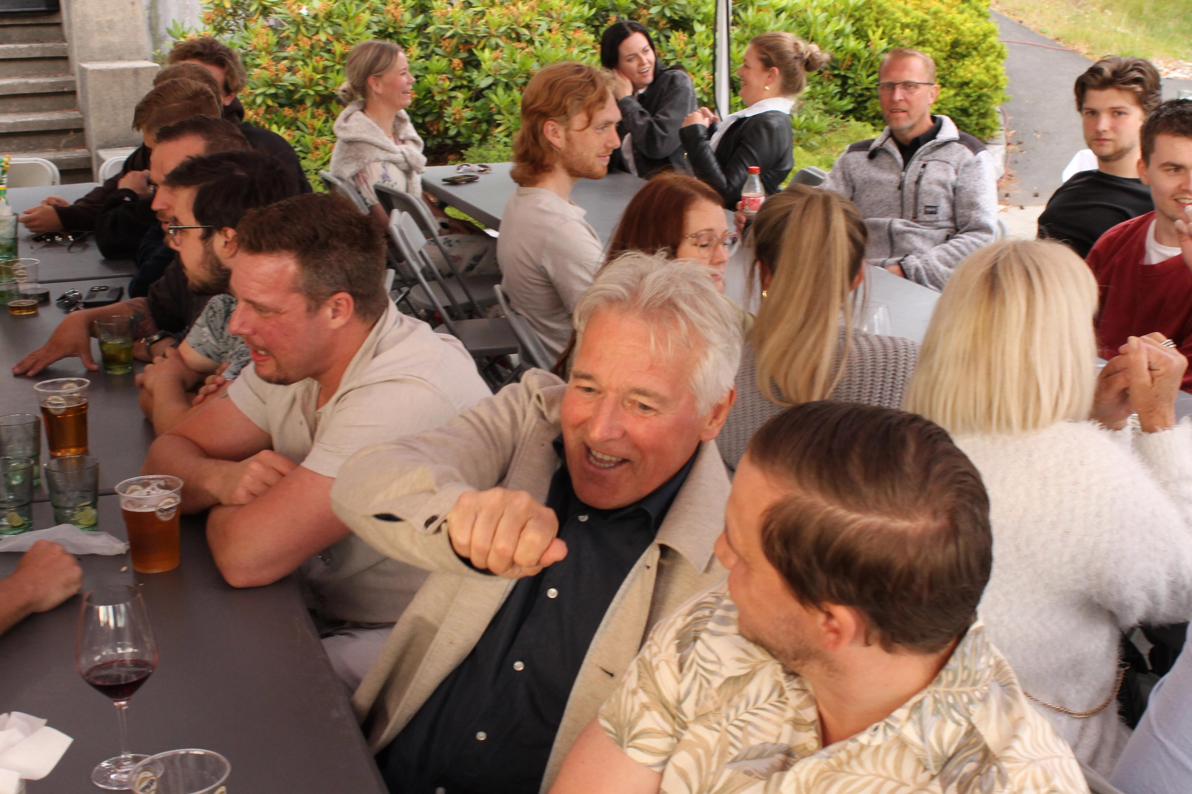 Glade mennesker på fest​​​​‌﻿‍﻿​‍​‍‌‍﻿﻿‌﻿​‍‌‍‍‌‌‍‌﻿‌‍‍‌‌‍﻿‍​‍​‍​﻿‍‍​‍​‍‌﻿​﻿‌‍​‌‌‍﻿‍‌‍‍‌‌﻿‌​‌﻿‍‌​‍﻿‍‌‍‍‌‌‍﻿﻿​‍​‍​‍﻿​​‍​‍‌‍‍​‌﻿​‍‌‍‌‌‌‍‌‍​‍​‍​﻿‍‍​‍​‍‌‍‍​‌﻿‌​‌﻿‌​‌﻿​​​﻿‍‍​‍﻿﻿​‍﻿﻿‌‍﻿​‌‍﻿﻿‌‍​﻿‌‍​‌‌‍﻿​‌‍‍​‌‍﻿﻿‌﻿​﻿‌﻿‌​​﻿‍‍​﻿​﻿​﻿​﻿​﻿​﻿​﻿​﻿​‍﻿﻿‌‍‍‌‌‍﻿‍‌﻿‌​‌‍‌‌‌‍﻿‍‌﻿‌​​‍﻿﻿‌‍‌‌‌‍‌​‌‍‍‌‌﻿‌​​‍﻿﻿‌‍﻿‌‌‍﻿﻿‌‍‌​‌‍‌‌​﻿﻿‌‌﻿​​‌﻿​‍‌‍‌‌‌﻿​﻿‌‍‌‌‌‍﻿‍‌﻿‌​‌‍​‌‌﻿‌​‌‍‍‌‌‍﻿﻿‌‍﻿‍​﻿‍﻿‌‍‍‌‌‍‌​​﻿﻿‌​﻿​‌‌‍‌​​﻿‌‍​﻿​‌​﻿‍​​﻿​​‌‍​﻿​﻿‌‍​‍﻿‌‌‍‌​​﻿‌‍‌‍‌‌‌‍​‌​‍﻿‌​﻿‌​​﻿​﻿‌‍​‌‌‍​﻿​‍﻿‌‌‍​‌‌‍​﻿‌‍‌‍​﻿‌‌​‍﻿‌​﻿‌﻿​﻿​﻿​﻿‌‌‌‍​﻿​﻿‌﻿‌‍‌​​﻿​﻿​﻿‌﻿​﻿‌​​﻿‍‌‌‍​﻿‌‍‌​​﻿‍﻿‌﻿‌​‌﻿‍‌‌﻿​​‌‍‌‌​﻿﻿‌‌﻿​​‌‍﻿﻿‌﻿​﻿‌﻿‌​​﻿‍﻿‌﻿​​‌‍​‌‌﻿‌​‌‍‍​​﻿﻿‌‌‍​‍‌‍﻿﻿‌‍‌​‌﻿‍‌​‍‌‌​﻿‌‌‌​​‍‌‌﻿﻿‌‍‍﻿‌‍‌‌‌﻿‍‌​‍‌‌​﻿​﻿‌​‌​​‍‌‌​﻿​﻿‌​‌​​‍‌‌​﻿​‍​﻿​‍​﻿​‍​﻿‌‌‌‍‌​‌‍​﻿​﻿​‌​﻿‌‌‌‍‌​‌‍​﻿​﻿​​‌‍​‌​﻿​​‌‍‌‌​‍‌‌​﻿​‍​﻿​‍​‍‌‌​﻿‌‌‌​‌​​‍﻿‍‌‍​‌‌‍﻿​‌﻿‌​​﻿﻿﻿‌‍​‍‌‍​‌‌﻿​﻿‌‍‌‌‌‌‌‌‌﻿​‍‌‍﻿​​﻿﻿‌‌‍‍​‌﻿‌​‌﻿‌​‌﻿​​​‍‌‌​﻿​﻿‌​​‌​‍‌‌​﻿​‍‌​‌‍​‍‌‌​﻿​‍‌​‌‍‌‍﻿​‌‍﻿﻿‌‍​﻿‌‍​‌‌‍﻿​‌‍‍​‌‍﻿﻿‌﻿​﻿‌﻿‌​​‍‌‌​﻿​﻿‌​​‌​﻿​﻿​﻿​﻿​﻿​﻿​﻿​﻿​‍‌‍‌‍‍‌‌‍‌​​﻿﻿‌​﻿​‌‌‍‌​​﻿‌‍​﻿​‌​﻿‍​​﻿​​‌‍​﻿​﻿‌‍​‍﻿‌‌‍‌​​﻿‌‍‌‍‌‌‌‍​‌​‍﻿‌​﻿‌​​﻿​﻿‌‍​‌‌‍​﻿​‍﻿‌‌‍​‌‌‍​﻿‌‍‌‍​﻿‌‌​‍﻿‌​﻿‌﻿​﻿​﻿​﻿‌‌‌‍​﻿​﻿‌﻿‌‍‌​​﻿​﻿​﻿‌﻿​﻿‌​​﻿‍‌‌‍​﻿‌‍‌​​‍‌‍‌﻿‌​‌﻿‍‌‌﻿​​‌‍‌‌​﻿﻿‌‌﻿​​‌‍﻿﻿‌﻿​﻿‌﻿‌​​‍‌‍‌﻿​​‌‍​‌‌﻿‌​‌‍‍​​﻿﻿‌‌‍​‍‌‍﻿﻿‌‍‌​‌﻿‍‌​‍‌‌​﻿‌‌‌​​‍‌‌﻿﻿‌‍‍﻿‌‍‌‌‌﻿‍‌​‍‌‌​﻿​﻿‌​‌​​‍‌‌​﻿​﻿‌​‌​​‍‌‌​﻿​‍​﻿​‍​﻿​‍​﻿‌‌‌‍‌​‌‍​﻿​﻿​‌​﻿‌‌‌‍‌​‌‍​﻿​﻿​​‌‍​‌​﻿​​‌‍‌‌​‍‌‌​﻿​‍​﻿​‍​‍‌‌​﻿‌‌‌​‌​​‍﻿‍‌‍​‌‌‍﻿​‌﻿‌​​‍‌‍‌﻿​​‌‍‌‌‌﻿​‍‌﻿​﻿‌﻿​​‌‍‌‌‌‍​﻿‌﻿‌​‌‍‍‌‌﻿‌‍‌‍‌‌​﻿﻿‌‌﻿​​‌﻿‌‌‌‍​‍‌‍﻿​‌‍‍‌‌﻿​﻿‌‍‍​‌‍‌‌‌‍‌​​‍​‍‌﻿﻿‌
