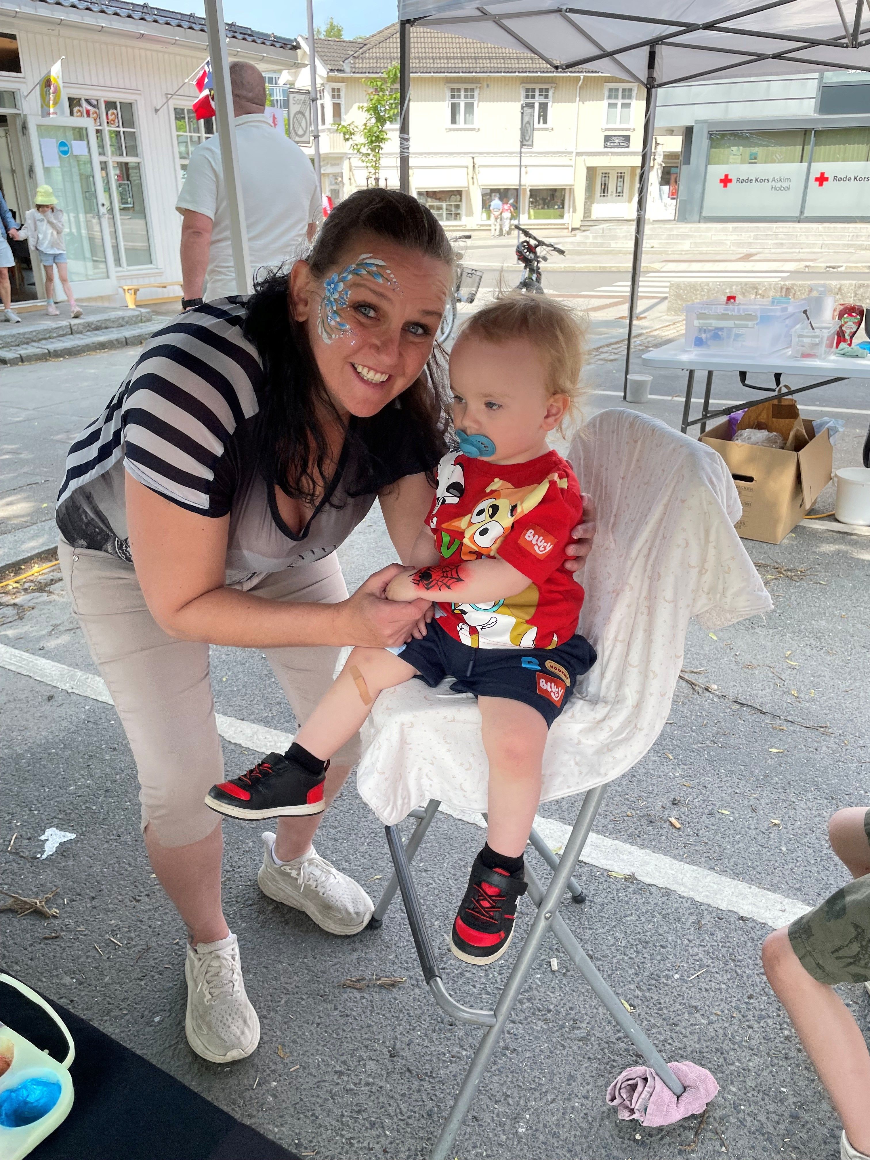 Dame med et lite barn​​​​‌﻿‍﻿​‍​‍‌‍﻿﻿‌﻿​‍‌‍‍‌‌‍‌﻿‌‍‍‌‌‍﻿‍​‍​‍​﻿‍‍​‍​‍‌﻿​﻿‌‍​‌‌‍﻿‍‌‍‍‌‌﻿‌​‌﻿‍‌​‍﻿‍‌‍‍‌‌‍﻿﻿​‍​‍​‍﻿​​‍​‍‌‍‍​‌﻿​‍‌‍‌‌‌‍‌‍​‍​‍​﻿‍‍​‍​‍‌‍‍​‌﻿‌​‌﻿‌​‌﻿​​​﻿‍‍​‍﻿﻿​‍﻿﻿‌‍﻿​‌‍﻿﻿‌‍​﻿‌‍​‌‌‍﻿​‌‍‍​‌‍﻿﻿‌﻿​﻿‌﻿‌​​﻿‍‍​﻿​﻿​﻿​﻿​﻿​﻿​﻿​﻿​‍﻿﻿‌‍‍‌‌‍﻿‍‌﻿‌​‌‍‌‌‌‍﻿‍‌﻿‌​​‍﻿﻿‌‍‌‌‌‍‌​‌‍‍‌‌﻿‌​​‍﻿﻿‌‍﻿‌‌‍﻿﻿‌‍‌​‌‍‌‌​﻿﻿‌‌﻿​​‌﻿​‍‌‍‌‌‌﻿​﻿‌‍‌‌‌‍﻿‍‌﻿‌​‌‍​‌‌﻿‌​‌‍‍‌‌‍﻿﻿‌‍﻿‍​﻿‍﻿‌‍‍‌‌‍‌​​﻿﻿‌‌‍‌‍‌‍‌‌‌‍‌‌​﻿‌‌​﻿​‌‌‍​﻿​﻿​‍​﻿​‌​‍﻿‌‌‍‌‌​﻿​‍​﻿‌﻿​﻿​​​‍﻿‌​﻿‌​‌‍‌​‌‍‌​​﻿​‍​‍﻿‌‌‍​‌​﻿​‍​﻿‍​‌‍​‍​‍﻿‌‌‍​‌​﻿​​​﻿‌‌​﻿​​‌‍‌‌​﻿​‍‌‍‌​‌‍‌‍‌‍​‍​﻿​​‌‍‌‌​﻿‍​​﻿‍﻿‌﻿‌​‌﻿‍‌‌﻿​​‌‍‌‌​﻿﻿‌‌﻿​​‌‍﻿﻿‌﻿​﻿‌﻿‌​​﻿‍﻿‌﻿​​‌‍​‌‌﻿‌​‌‍‍​​﻿﻿‌‌‍​‍‌‍﻿﻿‌‍‌​‌﻿‍‌​‍‌‌​﻿‌‌‌​​‍‌‌﻿﻿‌‍‍﻿‌‍‌‌‌﻿‍‌​‍‌‌​﻿​﻿‌​‌​​‍‌‌​﻿​﻿‌​‌​​‍‌‌​﻿​‍​﻿​‍​﻿​﻿​﻿​﻿​﻿‍​‌‍‌‌​﻿​﻿‌‍‌​‌‍‌​‌‍‌‍​﻿‌‌​﻿‍​​﻿​‍​﻿​‌​‍‌‌​﻿​‍​﻿​‍​‍‌‌​﻿‌‌‌​‌​​‍﻿‍‌‍​‌‌‍﻿​‌﻿‌​​﻿﻿﻿‌‍​‍‌‍​‌‌﻿​﻿‌‍‌‌‌‌‌‌‌﻿​‍‌‍﻿​​﻿﻿‌‌‍‍​‌﻿‌​‌﻿‌​‌﻿​​​‍‌‌​﻿​﻿‌​​‌​‍‌‌​﻿​‍‌​‌‍​‍‌‌​﻿​‍‌​‌‍‌‍﻿​‌‍﻿﻿‌‍​﻿‌‍​‌‌‍﻿​‌‍‍​‌‍﻿﻿‌﻿​﻿‌﻿‌​​‍‌‌​﻿​﻿‌​​‌​﻿​﻿​﻿​﻿​﻿​﻿​﻿​﻿​‍‌‍‌‍‍‌‌‍‌​​﻿﻿‌‌‍‌‍‌‍‌‌‌‍‌‌​﻿‌‌​﻿​‌‌‍​﻿​﻿​‍​﻿​‌​‍﻿‌‌‍‌‌​﻿​‍​﻿‌﻿​﻿​​​‍﻿‌​﻿‌​‌‍‌​‌‍‌​​﻿​‍​‍﻿‌‌‍​‌​﻿​‍​﻿‍​‌‍​‍​‍﻿‌‌‍​‌​﻿​​​﻿‌‌​﻿​​‌‍‌‌​﻿​‍‌‍‌​‌‍‌‍‌‍​‍​﻿​​‌‍‌‌​﻿‍​​‍‌‍‌﻿‌​‌﻿‍‌‌﻿​​‌‍‌‌​﻿﻿‌‌﻿​​‌‍﻿﻿‌﻿​﻿‌﻿‌​​‍‌‍‌﻿​​‌‍​‌‌﻿‌​‌‍‍​​﻿﻿‌‌‍​‍‌‍﻿﻿‌‍‌​‌﻿‍‌​‍‌‌​﻿‌‌‌​​‍‌‌﻿﻿‌‍‍﻿‌‍‌‌‌﻿‍‌​‍‌‌​﻿​﻿‌​‌​​‍‌‌​﻿​﻿‌​‌​​‍‌‌​﻿​‍​﻿​‍​﻿​﻿​﻿​﻿​﻿‍​‌‍‌‌​﻿​﻿‌‍‌​‌‍‌​‌‍‌‍​﻿‌‌​﻿‍​​﻿​‍​﻿​‌​‍‌‌​﻿​‍​﻿​‍​‍‌‌​﻿‌‌‌​‌​​‍﻿‍‌‍​‌‌‍﻿​‌﻿‌​​‍‌‍‌﻿​​‌‍‌‌‌﻿​‍‌﻿​﻿‌﻿​​‌‍‌‌‌‍​﻿‌﻿‌​‌‍‍‌‌﻿‌‍‌‍‌‌​﻿﻿‌‌﻿​​‌﻿‌‌‌‍​‍‌‍﻿​‌‍‍‌‌﻿​﻿‌‍‍​‌‍‌‌‌‍‌​​‍​‍‌﻿﻿‌