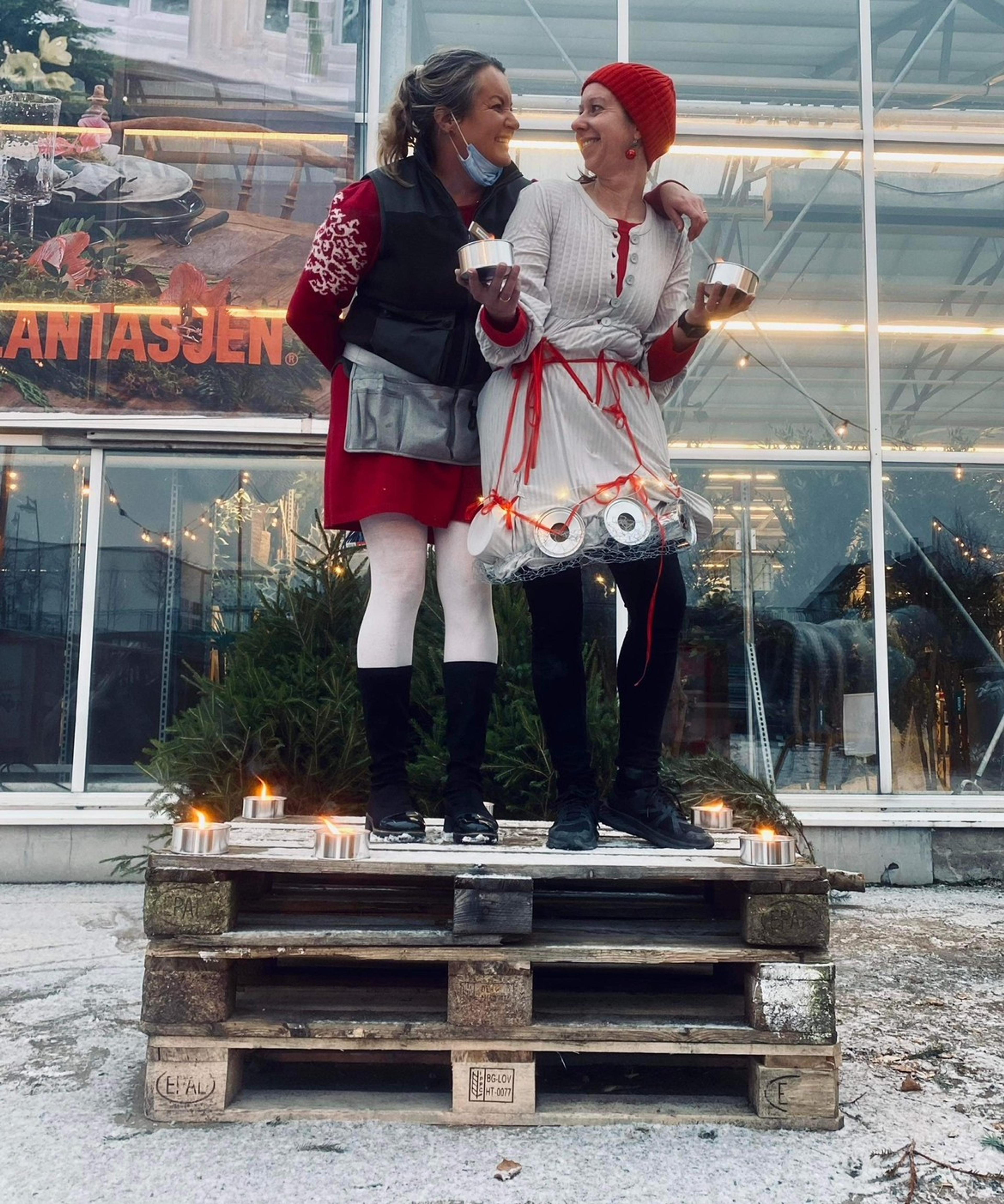 To damer utenfor et hagesenter​​​​‌﻿‍﻿​‍​‍‌‍﻿﻿‌﻿​‍‌‍‍‌‌‍‌﻿‌‍‍‌‌‍﻿‍​‍​‍​﻿‍‍​‍​‍‌﻿​﻿‌‍​‌‌‍﻿‍‌‍‍‌‌﻿‌​‌﻿‍‌​‍﻿‍‌‍‍‌‌‍﻿﻿​‍​‍​‍﻿​​‍​‍‌‍‍​‌﻿​‍‌‍‌‌‌‍‌‍​‍​‍​﻿‍‍​‍​‍‌‍‍​‌﻿‌​‌﻿‌​‌﻿​​​﻿‍‍​‍﻿﻿​‍﻿﻿‌‍﻿​‌‍﻿﻿‌‍​﻿‌‍​‌‌‍﻿​‌‍‍​‌‍﻿﻿‌﻿​﻿‌﻿‌​​﻿‍‍​﻿​﻿​﻿​﻿​﻿​﻿​﻿​﻿​‍﻿﻿‌‍‍‌‌‍﻿‍‌﻿‌​‌‍‌‌‌‍﻿‍‌﻿‌​​‍﻿﻿‌‍‌‌‌‍‌​‌‍‍‌‌﻿‌​​‍﻿﻿‌‍﻿‌‌‍﻿﻿‌‍‌​‌‍‌‌​﻿﻿‌‌﻿​​‌﻿​‍‌‍‌‌‌﻿​﻿‌‍‌‌‌‍﻿‍‌﻿‌​‌‍​‌‌﻿‌​‌‍‍‌‌‍﻿﻿‌‍﻿‍​﻿‍﻿‌‍‍‌‌‍‌​​﻿﻿‌​﻿​‌‌‍‌​​﻿‌‌‌‍‌​‌‍​‌​﻿​‌​﻿‌﻿​﻿‌﻿​‍﻿‌​﻿‌﻿‌‍‌‌​﻿‍‌​﻿​​​‍﻿‌​﻿‌​‌‍​﻿‌‍​﻿‌‍‌​​‍﻿‌​﻿‍‌‌‍​﻿​﻿​‌​﻿‌​​‍﻿‌​﻿‍​​﻿‍​​﻿‌​‌‍‌‌​﻿‍‌‌‍‌‌‌‍​‌​﻿‍​​﻿​​​﻿​​​﻿​‍‌‍​‌​﻿‍﻿‌﻿‌​‌﻿‍‌‌﻿​​‌‍‌‌​﻿﻿‌‌﻿​​‌‍﻿﻿‌﻿​﻿‌﻿‌​​﻿‍﻿‌﻿​​‌‍​‌‌﻿‌​‌‍‍​​﻿﻿‌‌‍​‍‌‍﻿﻿‌‍‌​‌﻿‍‌​‍‌‌​﻿‌‌‌​​‍‌‌﻿﻿‌‍‍﻿‌‍‌‌‌﻿‍‌​‍‌‌​﻿​﻿‌​‌​​‍‌‌​﻿​﻿‌​‌​​‍‌‌​﻿​‍​﻿​‍‌‍​‍​﻿​﻿‌‍​﻿‌‍​‍​﻿​​​﻿‍​‌‍​‌‌‍‌‍​﻿‌‍​﻿‌‍​﻿​​‌‍​‌​‍‌‌​﻿​‍​﻿​‍​‍‌‌​﻿‌‌‌​‌​​‍﻿‍‌‍​‌‌‍﻿​‌﻿‌​​﻿﻿﻿‌‍​‍‌‍​‌‌﻿​﻿‌‍‌‌‌‌‌‌‌﻿​‍‌‍﻿​​﻿﻿‌‌‍‍​‌﻿‌​‌﻿‌​‌﻿​​​‍‌‌​﻿​﻿‌​​‌​‍‌‌​﻿​‍‌​‌‍​‍‌‌​﻿​‍‌​‌‍‌‍﻿​‌‍﻿﻿‌‍​﻿‌‍​‌‌‍﻿​‌‍‍​‌‍﻿﻿‌﻿​﻿‌﻿‌​​‍‌‌​﻿​﻿‌​​‌​﻿​﻿​﻿​﻿​﻿​﻿​﻿​﻿​‍‌‍‌‍‍‌‌‍‌​​﻿﻿‌​﻿​‌‌‍‌​​﻿‌‌‌‍‌​‌‍​‌​﻿​‌​﻿‌﻿​﻿‌﻿​‍﻿‌​﻿‌﻿‌‍‌‌​﻿‍‌​﻿​​​‍﻿‌​﻿‌​‌‍​﻿‌‍​﻿‌‍‌​​‍﻿‌​﻿‍‌‌‍​﻿​﻿​‌​﻿‌​​‍﻿‌​﻿‍​​﻿‍​​﻿‌​‌‍‌‌​﻿‍‌‌‍‌‌‌‍​‌​﻿‍​​﻿​​​﻿​​​﻿​‍‌‍​‌​‍‌‍‌﻿‌​‌﻿‍‌‌﻿​​‌‍‌‌​﻿﻿‌‌﻿​​‌‍﻿﻿‌﻿​﻿‌﻿‌​​‍‌‍‌﻿​​‌‍​‌‌﻿‌​‌‍‍​​﻿﻿‌‌‍​‍‌‍﻿﻿‌‍‌​‌﻿‍‌​‍‌‌​﻿‌‌‌​​‍‌‌﻿﻿‌‍‍﻿‌‍‌‌‌﻿‍‌​‍‌‌​﻿​﻿‌​‌​​‍‌‌​﻿​﻿‌​‌​​‍‌‌​﻿​‍​﻿​‍‌‍​‍​﻿​﻿‌‍​﻿‌‍​‍​﻿​​​﻿‍​‌‍​‌‌‍‌‍​﻿‌‍​﻿‌‍​﻿​​‌‍​‌​‍‌‌​﻿​‍​﻿​‍​‍‌‌​﻿‌‌‌​‌​​‍﻿‍‌‍​‌‌‍﻿​‌﻿‌​​‍‌‍‌﻿​​‌‍‌‌‌﻿​‍‌﻿​﻿‌﻿​​‌‍‌‌‌‍​﻿‌﻿‌​‌‍‍‌‌﻿‌‍‌‍‌‌​﻿﻿‌‌﻿​​‌﻿‌‌‌‍​‍‌‍﻿​‌‍‍‌‌﻿​﻿‌‍‍​‌‍‌‌‌‍‌​​‍​‍‌﻿﻿‌