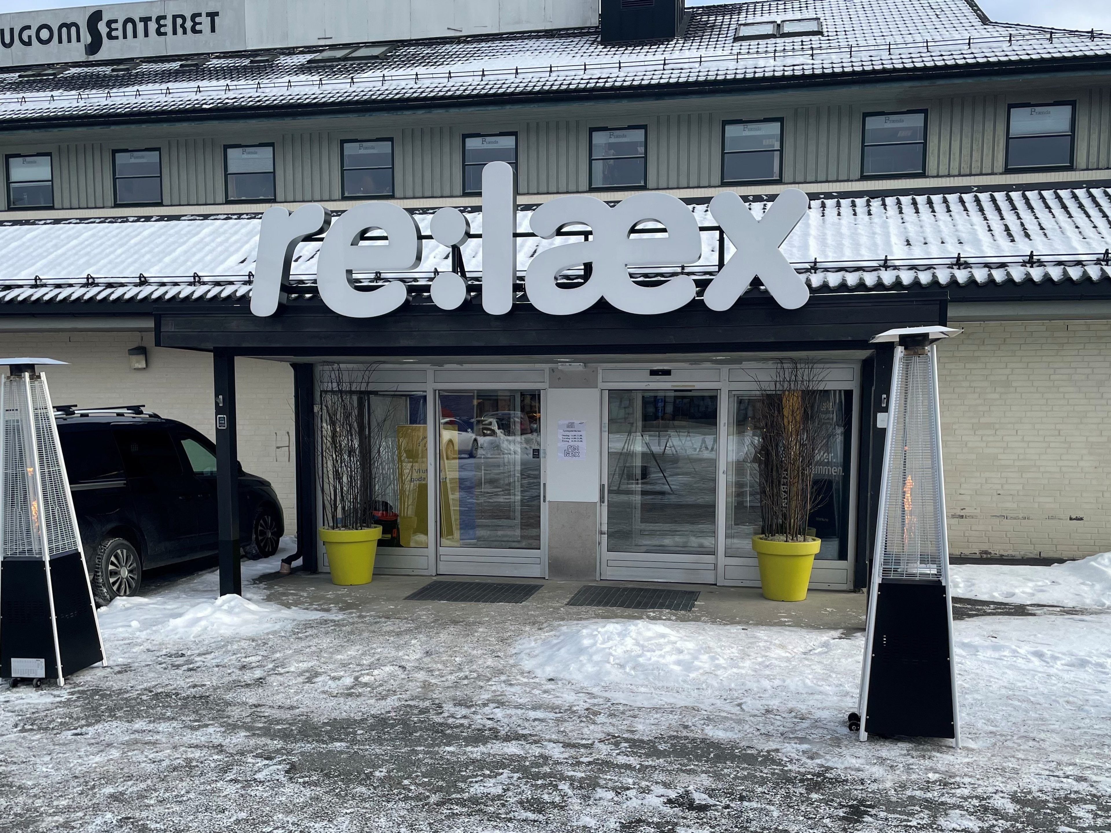 Logo relæx på haugomsenteret